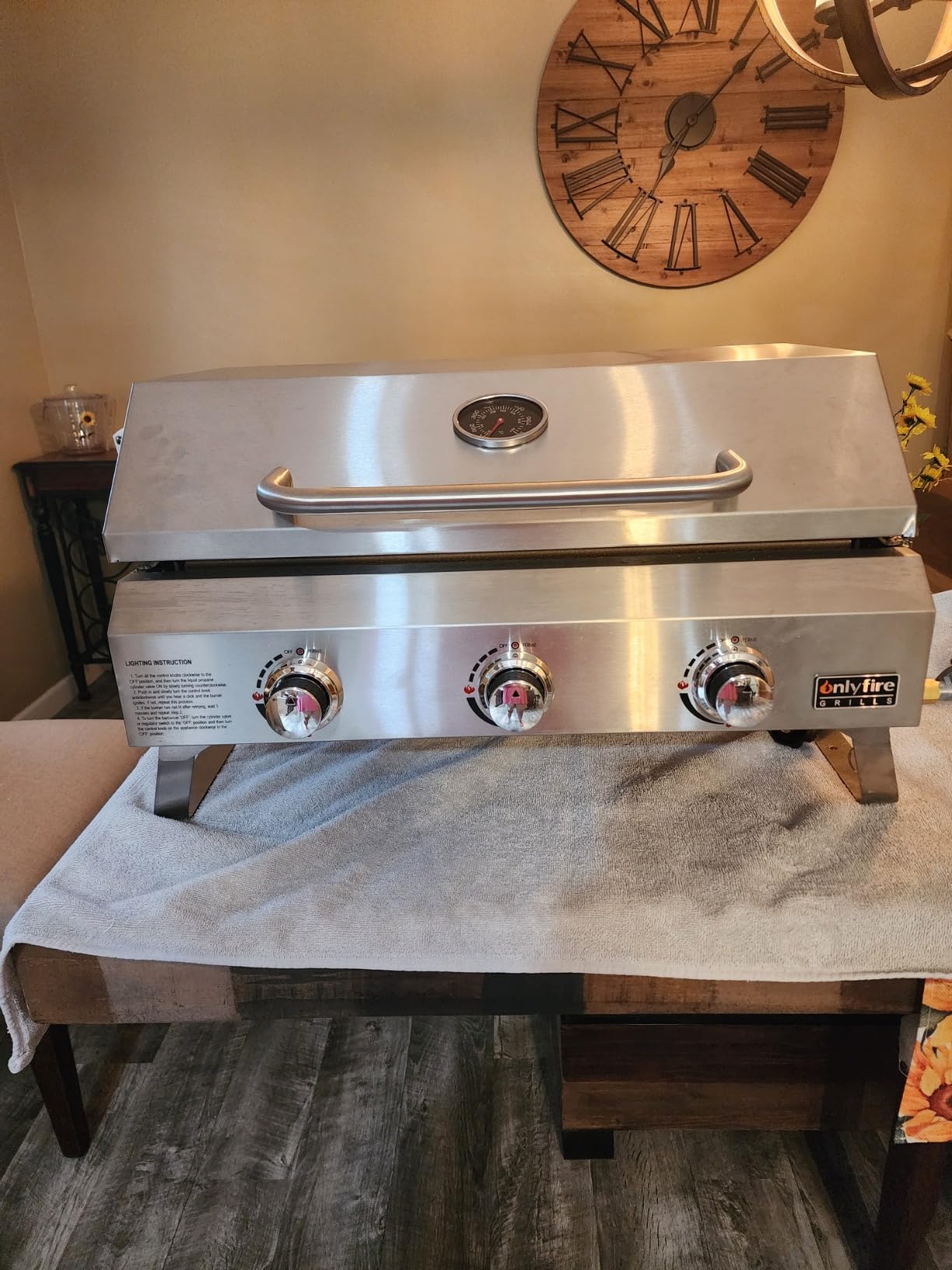 Tabletop Gas Griddle with Foldable Legs, Portable 3-Burner Propane Gas Grill Griddle Flat Top for Outdoor Cooking Patio Barbecue Camping Tailgating RV BBQ, Stainless Steel, #GS309 customer photo 2