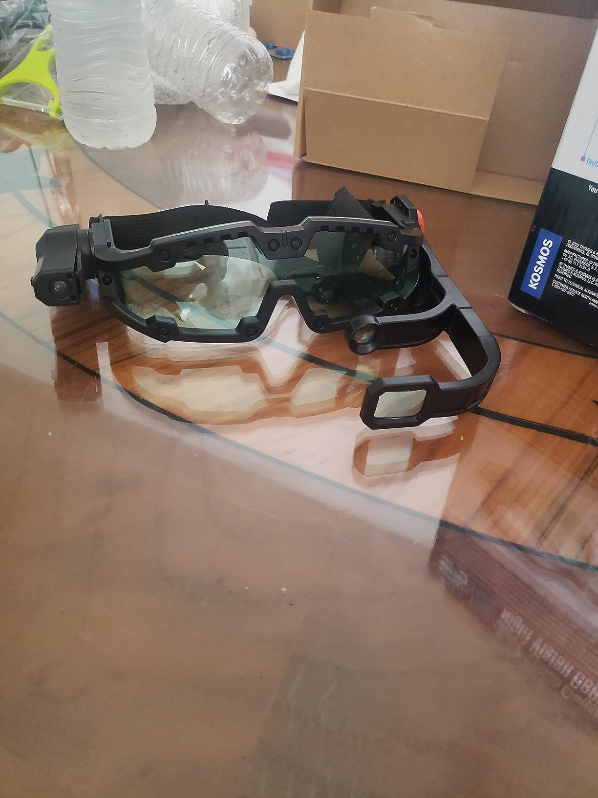 Thames & Kosmos Spy Labs Inc: Night Vision Goggles for Secret Missions & Surveillance customer photo 1