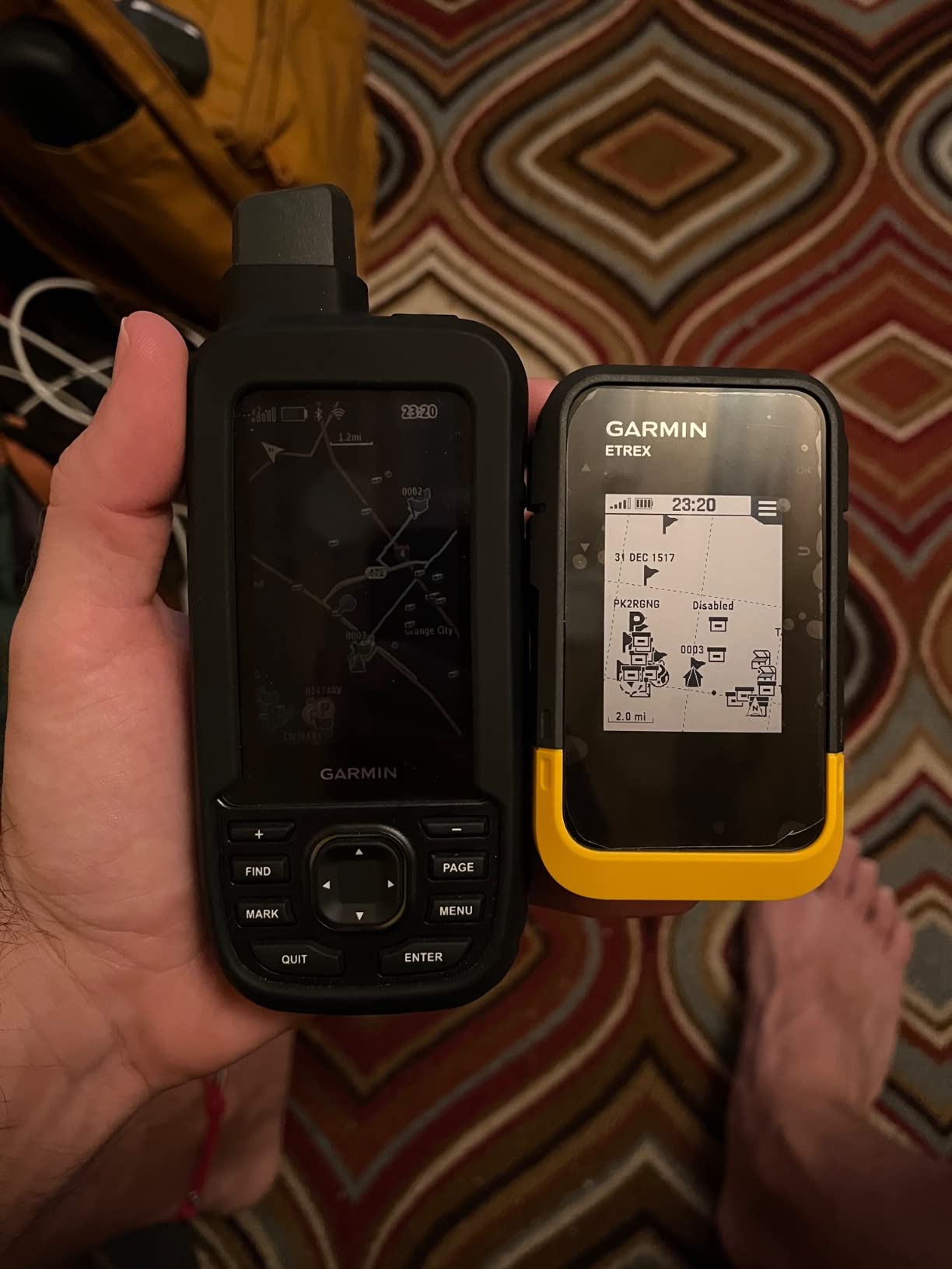 Garmin eTrex SE GPS Handheld Navigator, Extra Battery Life, Wireless Connectivity, Multi-GNSS Support, Sunlight Readable Screen customer photo 1