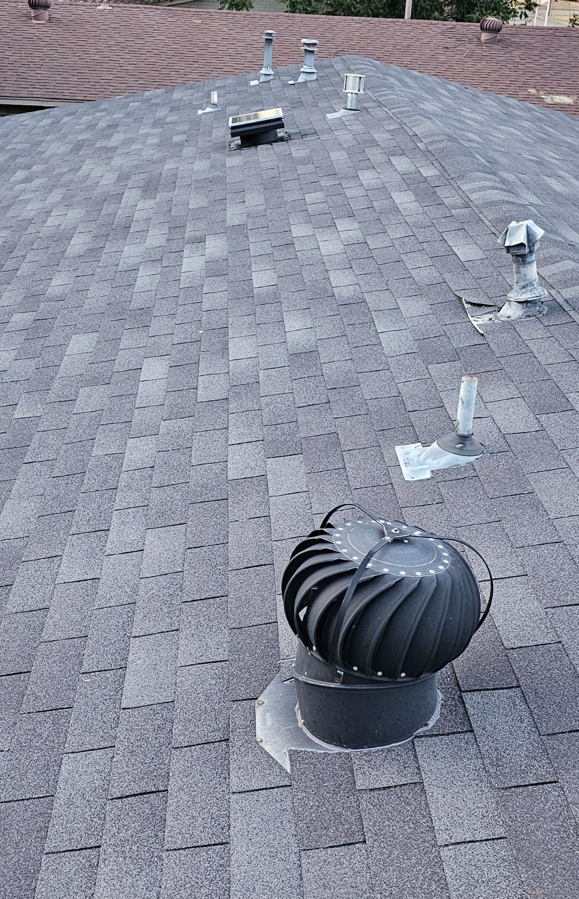 DC HOUSE 32 Watt Solar Attic Fan Solar Powered Roof Exhaust Fan Up to 3000 Sq Ft, 2500 CFM Metal Shell Solar Vent Hail and Weather Resistance customer photo 1