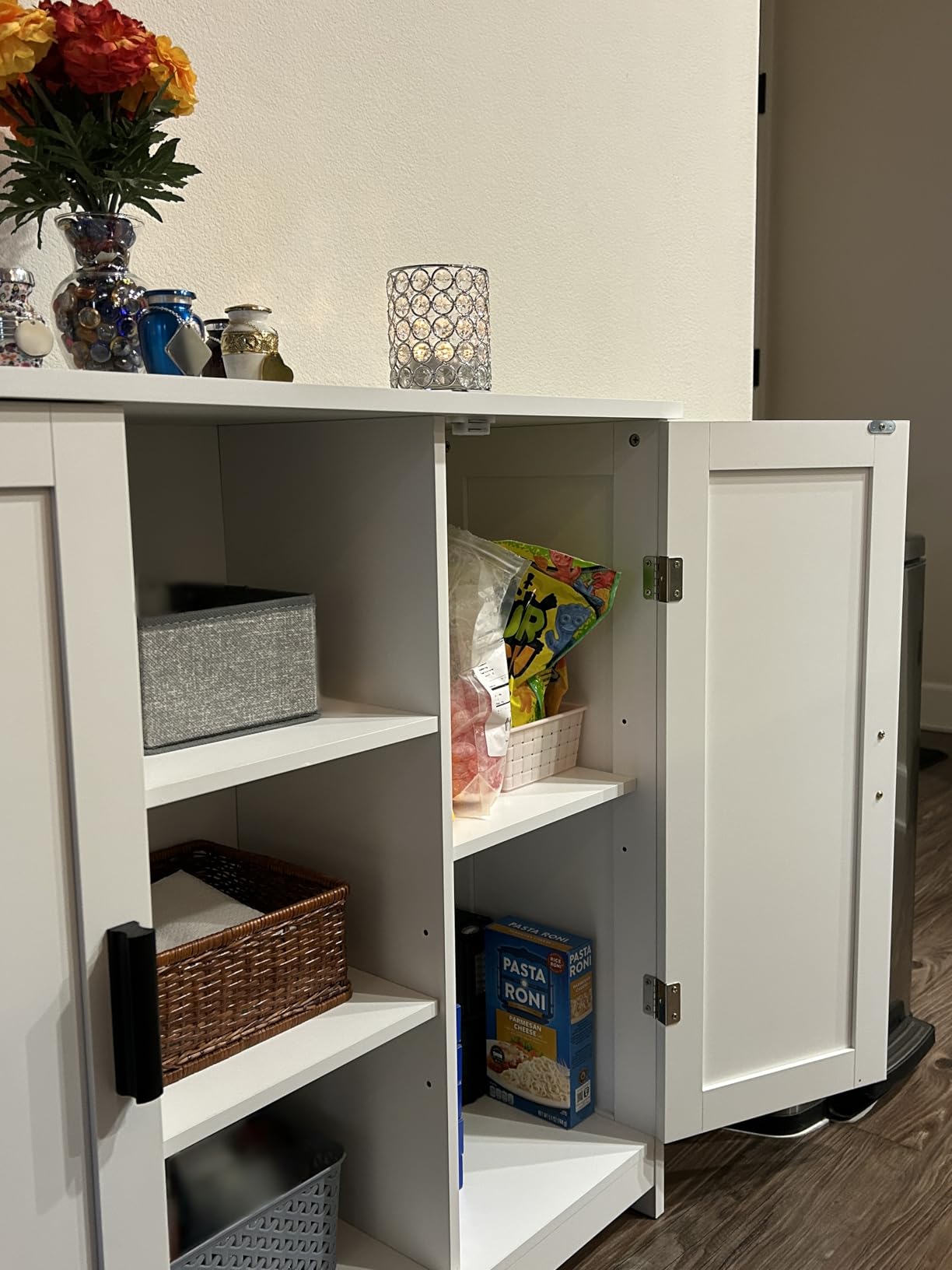 Iwell Storage Cabinet with 2 Doors and 4 Storage Shelves, Credenza Buffet Cabinet, Bathroom Cabinet for Living Room, Entryway, Home Office, White customer photo 1