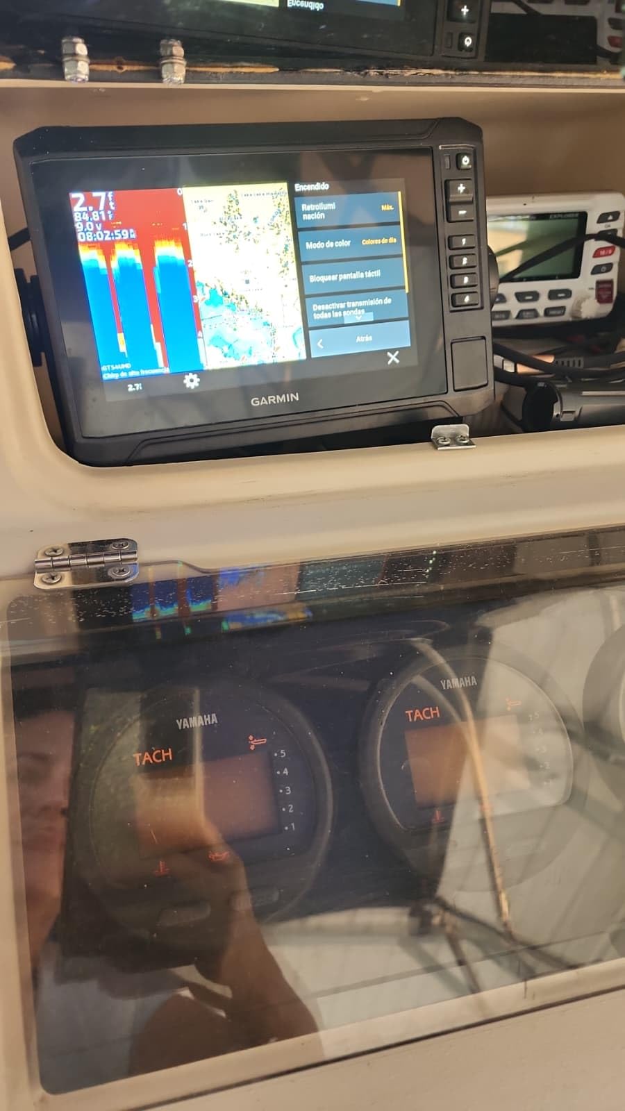 Garmin ECHOMAP UHD2 73sv with GT54 Transducer, 7