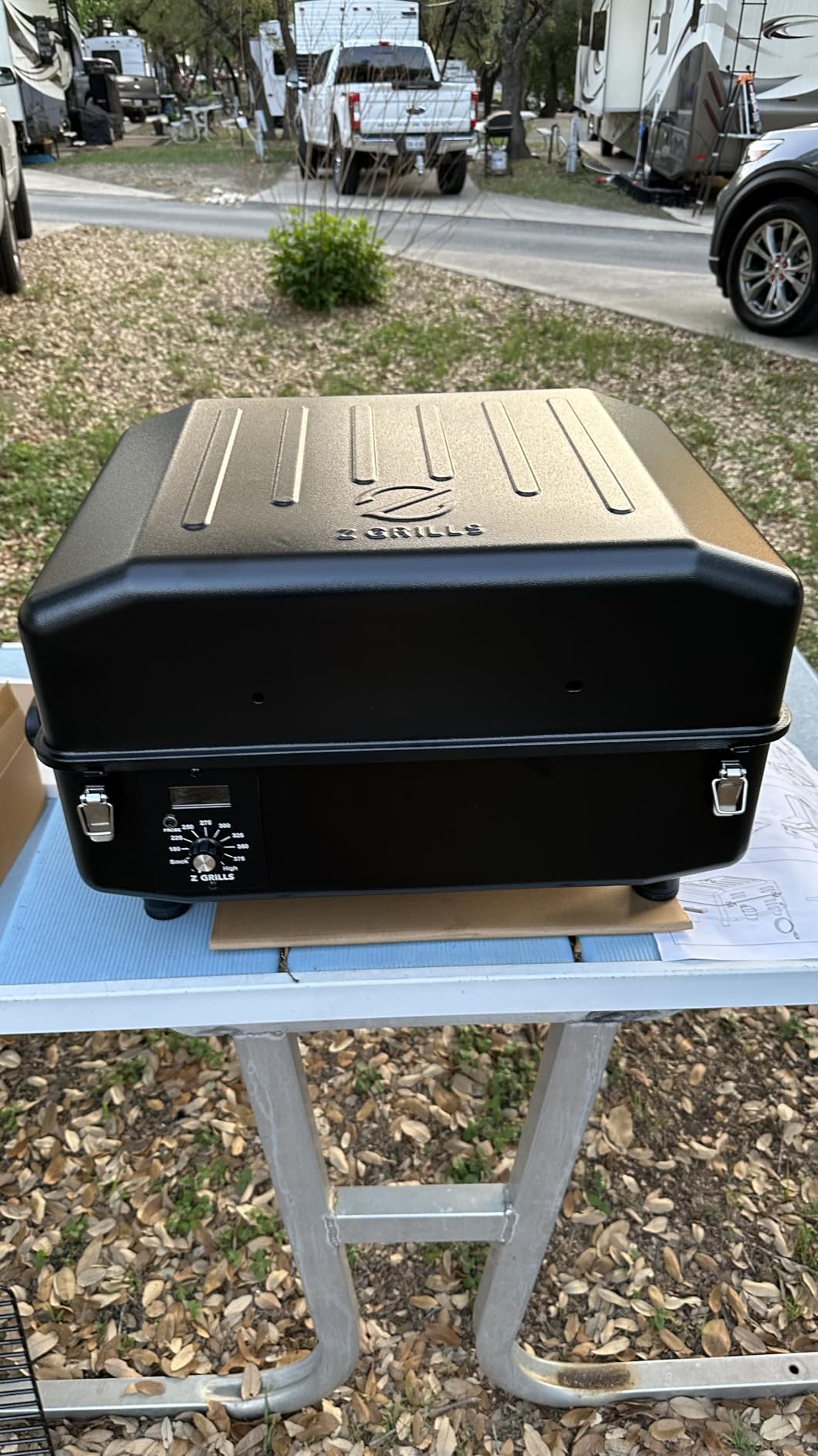Z GRILLS 2026 200A Table Top Wood Pellet Grill, Pellet Smoker with PID V3.0 Controller, Meat Probes, 202 sq.in Cooking Area, Fit for RVs, Road Trips & Apartments customer photo 2