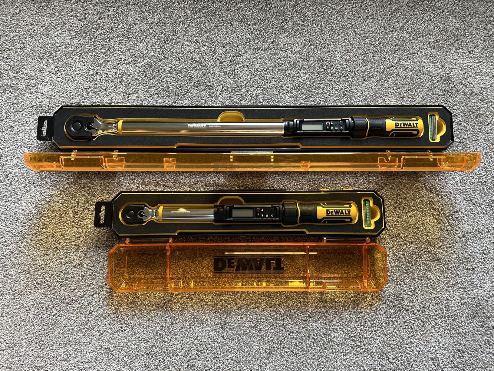 DEWALT Digital Torque Wrench, 1/2 inch Drive, 50-250 FT-LB, with Storage Case (DWMT17060) customer photo 1