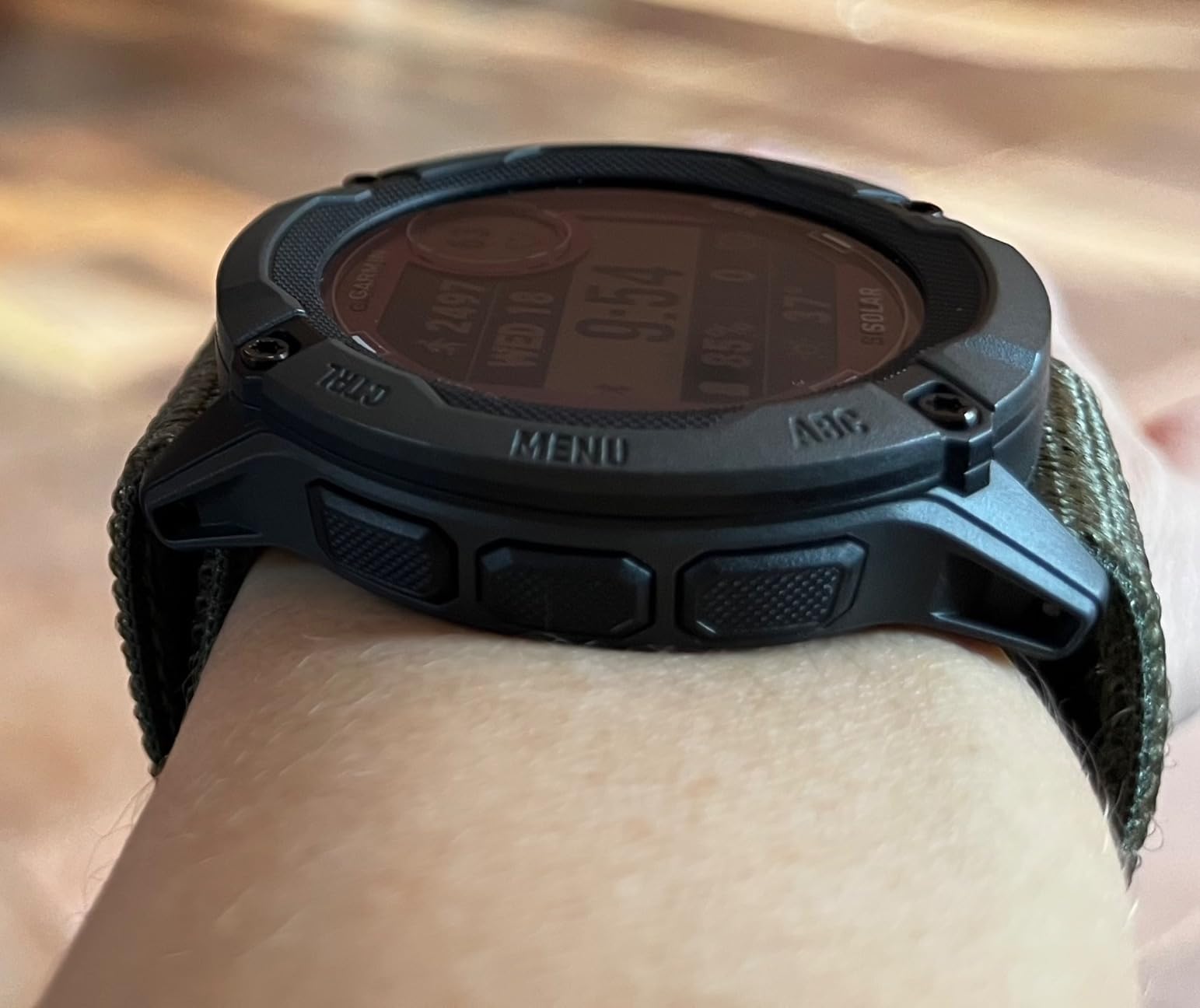 Garmin Instinct 2X Solar, Rugged GPS Smartwatch, Built-in Flashlight, Solar Charging Capability, Multi-Band GNSS, Graphite customer photo 2