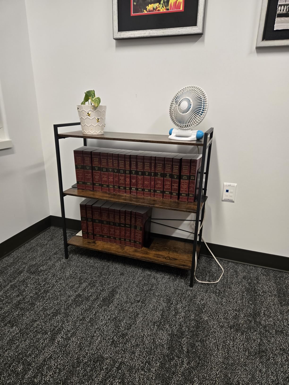 Homeiju Bookshelf, Dorm Desk Hutch, Desk Shelf Organizer, 4 Tier Stackable Bookcase, Adjustable Industrial Book Shelf Storage Organizer for Desktop, Living Room, Bedroom, Office, Rustic Black and Brown customer photo 2