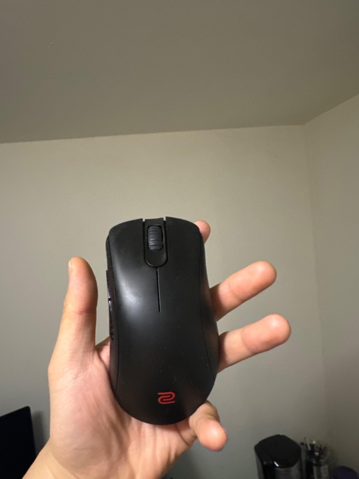 BenQ Zowie EC2-CW Wireless Ergonomic Gaming Mouse for Esports | Enhanced Receiver | 24-Step Scroll Wheel | Driverless | Matte Black Coating | Medium Size customer photo 1