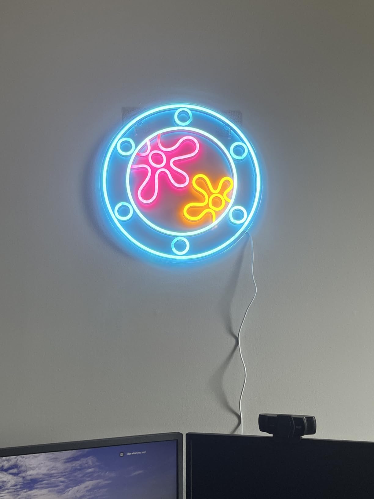manimo Ocean World Porthole Neon Lights, LED Under Sea Porthole Neon Signs for Wall Decor,USB Night Light for Game Room Bedroom Birthday Wedding Party Gifts(13.3 * 13.3in) customer photo 1
