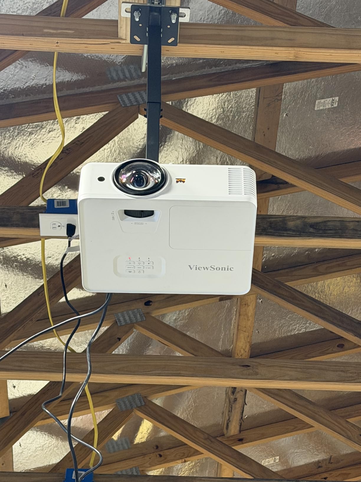 ViewSonic PS502W 4000 Lumens WXGA Short Throw Projector with HDMI and USB Type A Connectivity for Business and Education customer photo 2