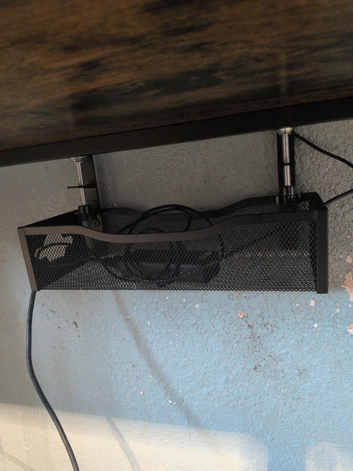 Under Desk Cable Management Tray No Drill, Metal Mesh Cable Management Under Desk with Clamp Mount, 2 Hole Cable Tray with Wire Management and Cord Organizer for Home Office Standing Desk customer photo 1