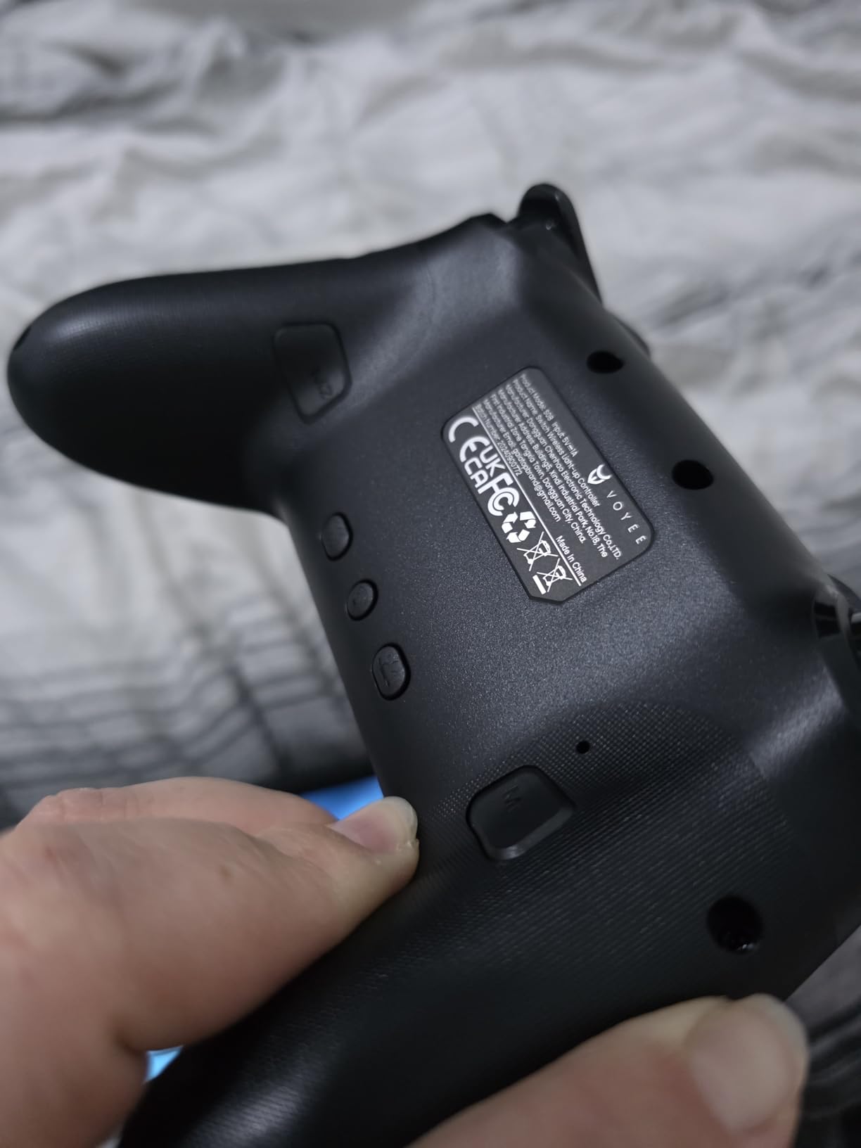 VOYEE Switch Controllers Compatible with Switch/Lite/OLED/PC Windows, 1000mAh Programmable RGB Lightning LED, Wireless Pro Controller with One Key Pairing/Wake Up/Turbo/Vibration customer photo 1
