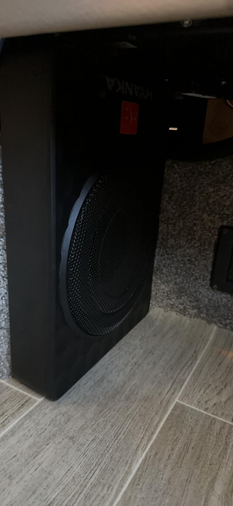 H YANKA SODA-08ASW 400W 8 Inch Compact Underseat Car Subwoofer with Built-in Amp, Slim Powered Subwoofer for Car/Truck/Jeep Audio customer photo 2