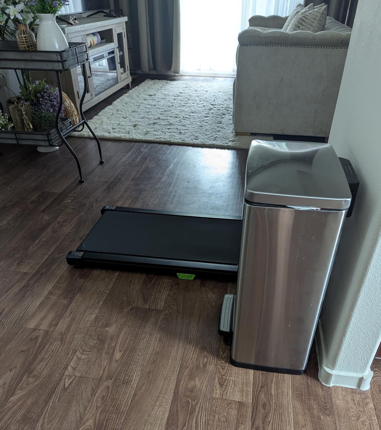 Walking Pad with Incline, Akluer Incline Treadmills for Home, 2.5 HP Under Desk Treadmill Small with Remote Control, Walking Pad Small Treadmill with LED Display customer photo 2