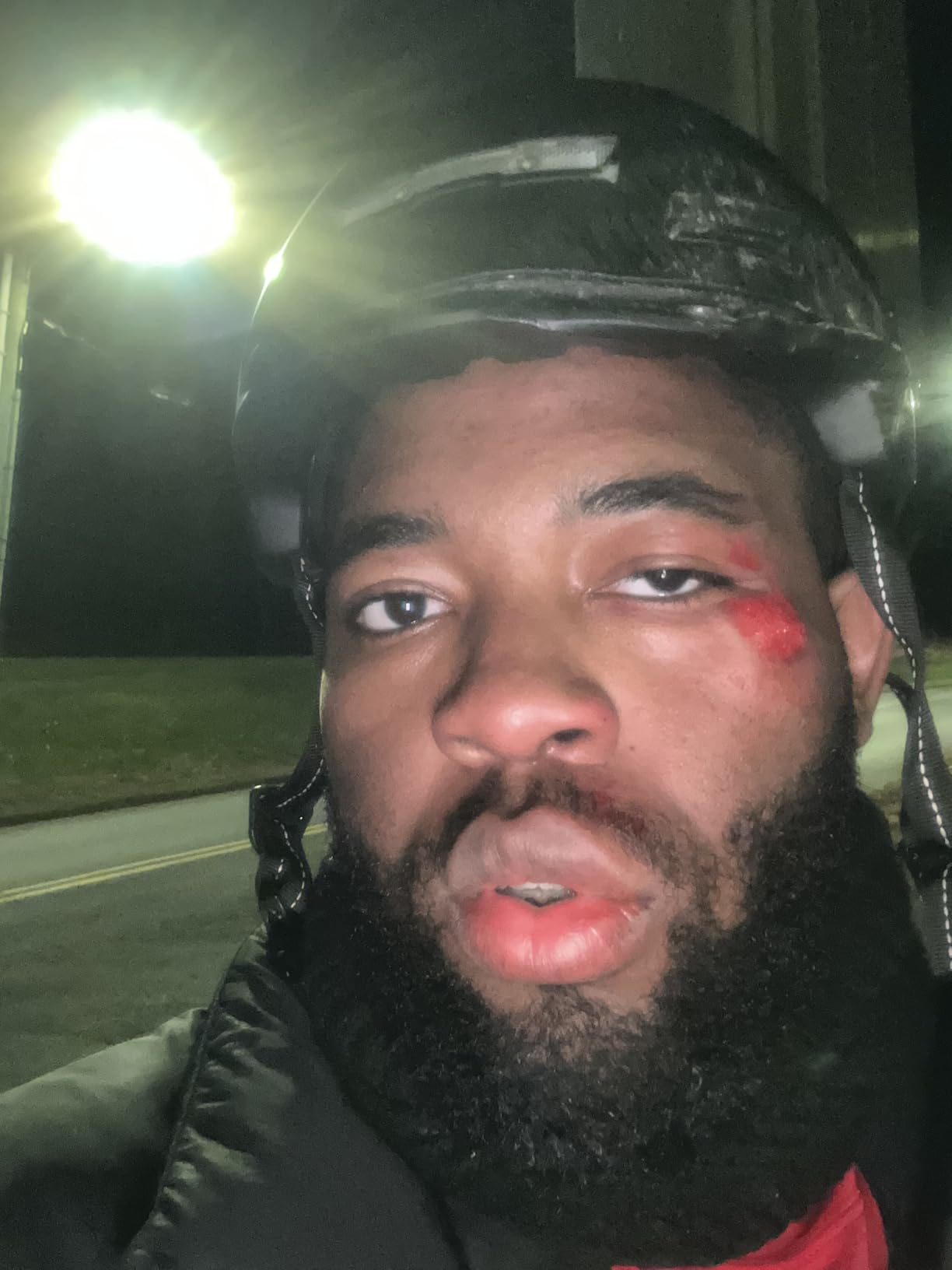 ILM Smart Adult Bike Helmet with Automatic G-Sensor Turn Signal & Brake Warning LED Light Control Road Cycling Helmet E3-12LS customer photo 2