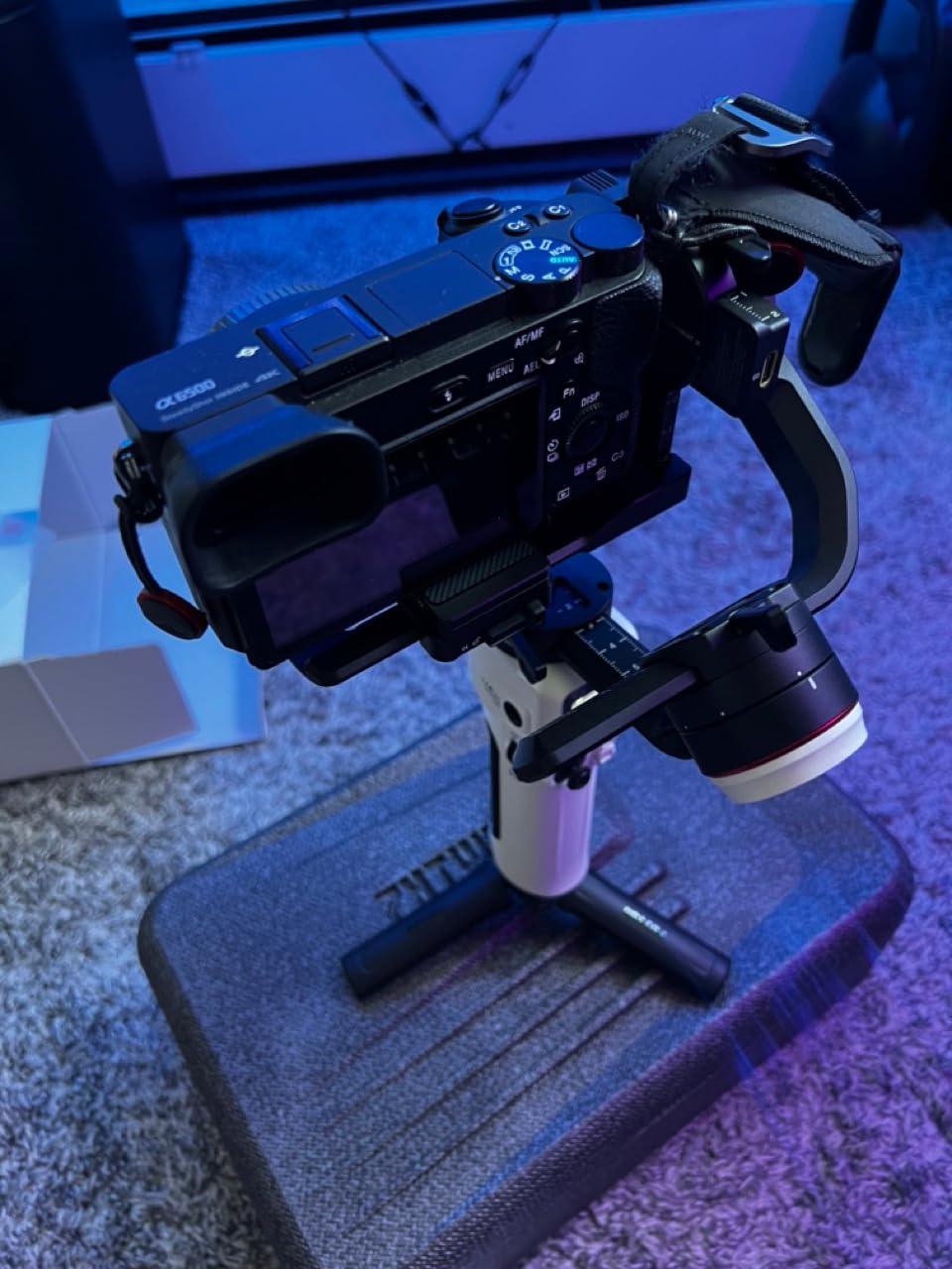 Zhiyun Crane M3S Handheld Gimbal 3-Axis Stabilizer All in One Design for Mirrorless Cameras Like Sony, Canon, Smartphone, Action Cameras Like GoPro customer photo 1