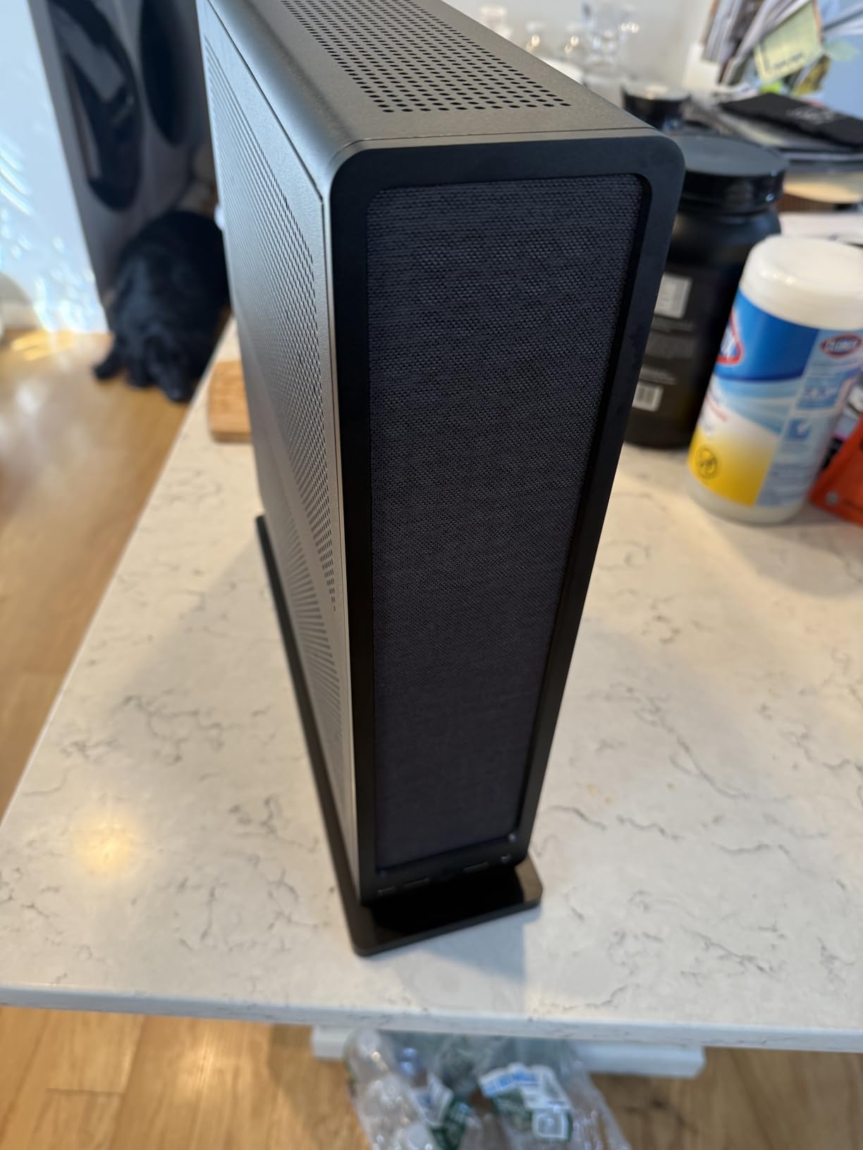 Fractal Design Ridge Black - PCIe 4.0 Riser Card Included - 2X 140mm PWM Aspect Fans Included - Type C USB - m-ITX PC Gaming Case customer photo 2