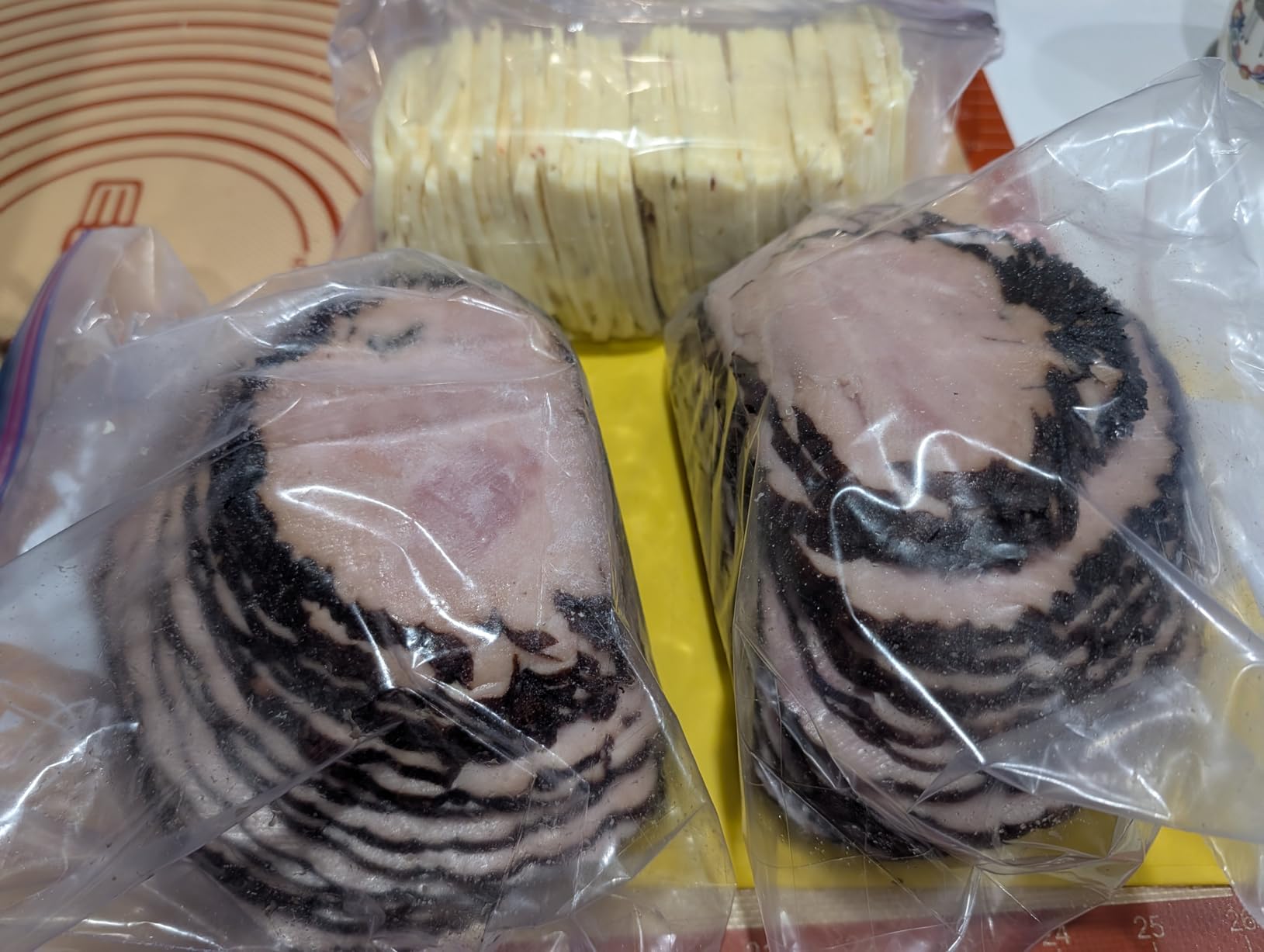 Meat Slicer, CUSIMAX Electric Deli Meat Slicer with 2 Removable 8.7'' Stainless Steel Blades, Removable Food Carriage, 1-20mm Adjustable Thickness Food Slicer for Home customer photo 1