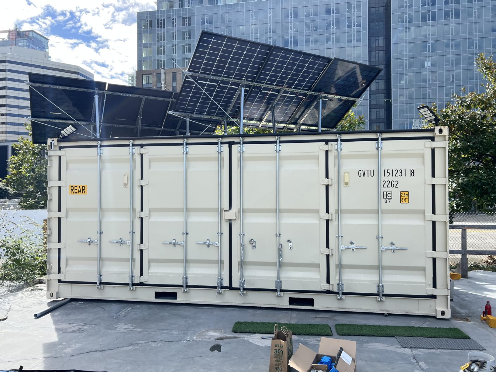 JJN Bifacial 2PCS 400 Watt Solar Panel, N-Type 16BB 400W Solar Panels, 25% High Efficiency Monocrystalline Solar Module for 12V/24V/48V PV System for Homes Rooftop Farm RV and Off-Grid Applications customer photo 2