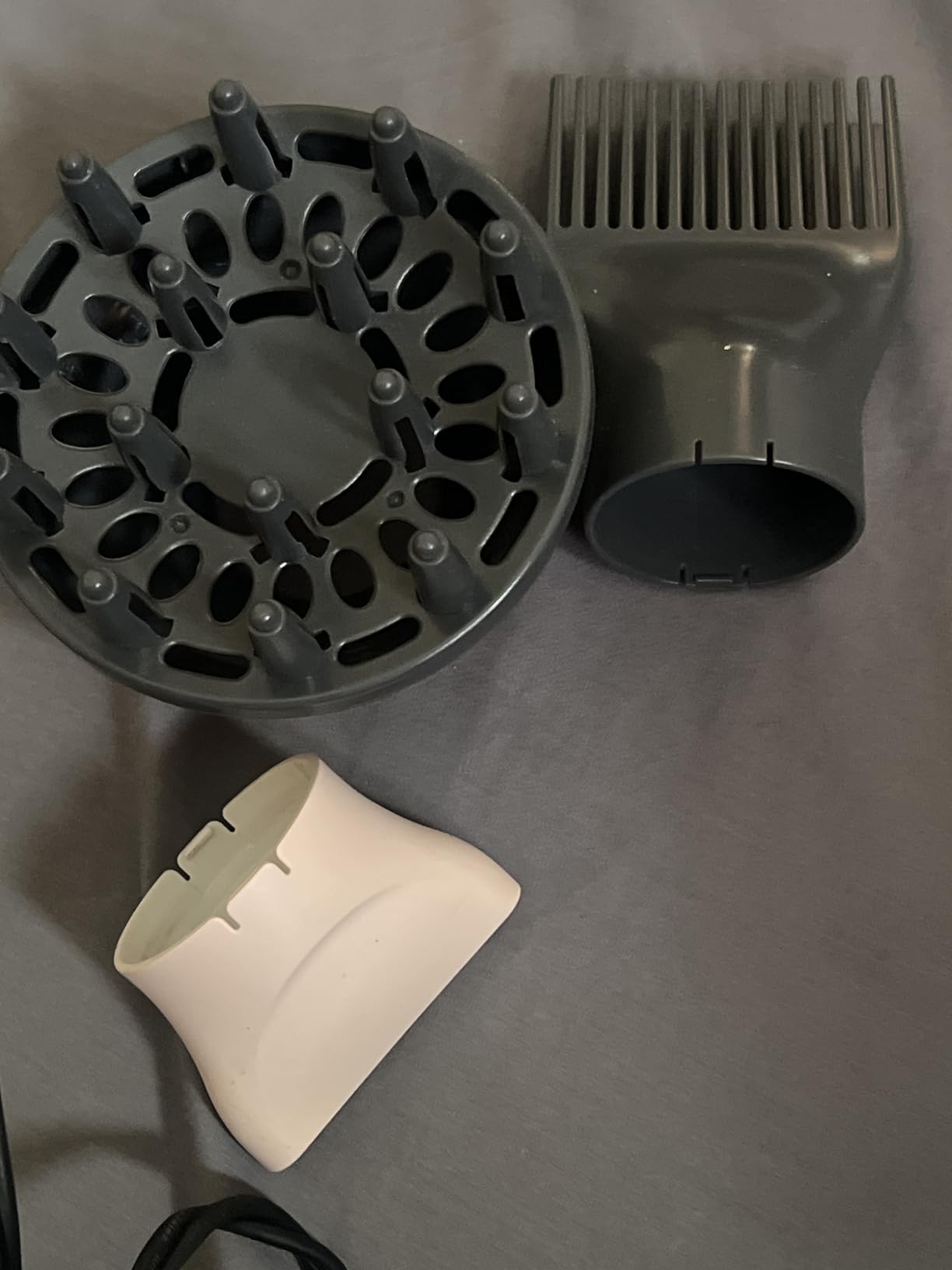 Wavytalk Hair Dryer with Diffuser, Blown Away Ionic Hair Dryer for Curly Hair with Comb, 1875W Fast Drying Blow Dryer with Ceramic Technology, 3 Attachments for All Hair Types, Light and Quiet, Black customer photo 2