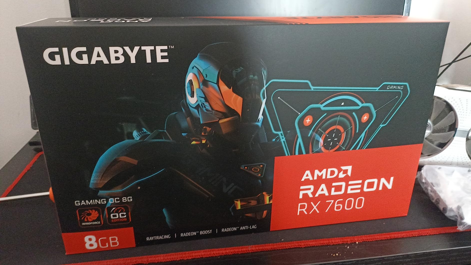 GIGABYTE Radeon RX 7600 Gaming OC 8G Graphics Card, 3X WINDFORCE Fans 8GB 128-bit GDDR6, Video Card customer photo 1