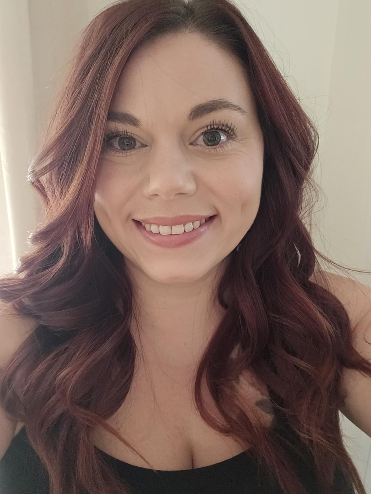 T3 CurlWrap Automatic Rotating Curling Iron with Longer Barrel, 2 Timer Settings, 9 Heat Settings, Auto-Rotating Ceramic Barrel and Ion Generator customer photo 1