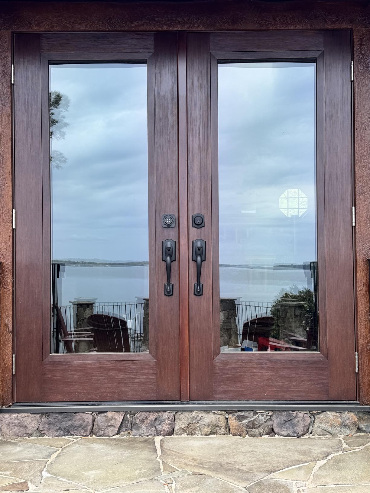 ULTRALOQ U-Bolt Pro WiFi Smart Lock with Door Sensor, 8-in-1 Keyless Entry Door Lock with Fingerprint ID, App Remote Control, Built-in WiFi Keypad Deadbolt, Auto Unlock, IP65 Waterproof, Easy Install customer photo 2