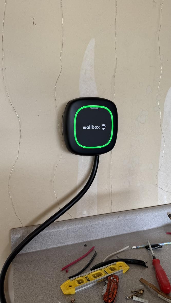 Wallbox Pulsar Plus 48A EV Charger - Level 2 - 11.5kW - 240V - WiFi - Bluetooth - OCPP Compatible customer photo 1