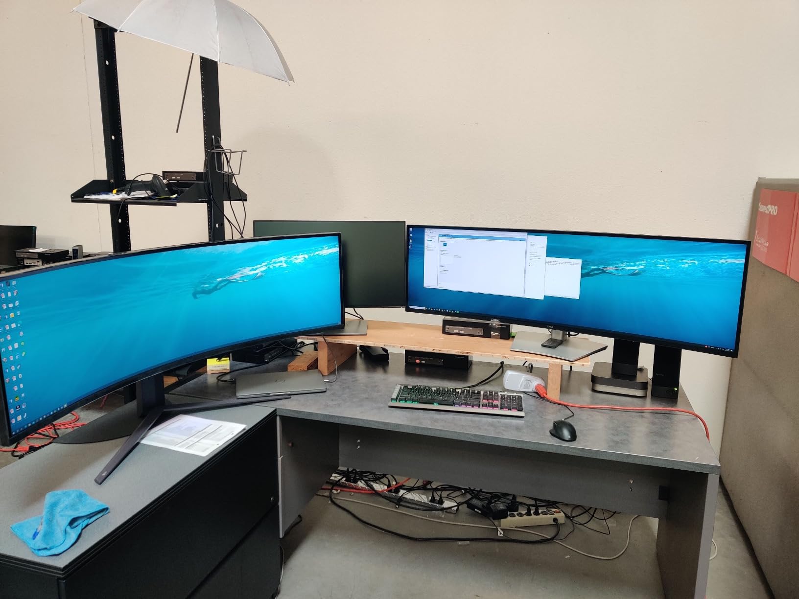 Dell UltraSharp U4924DW 49