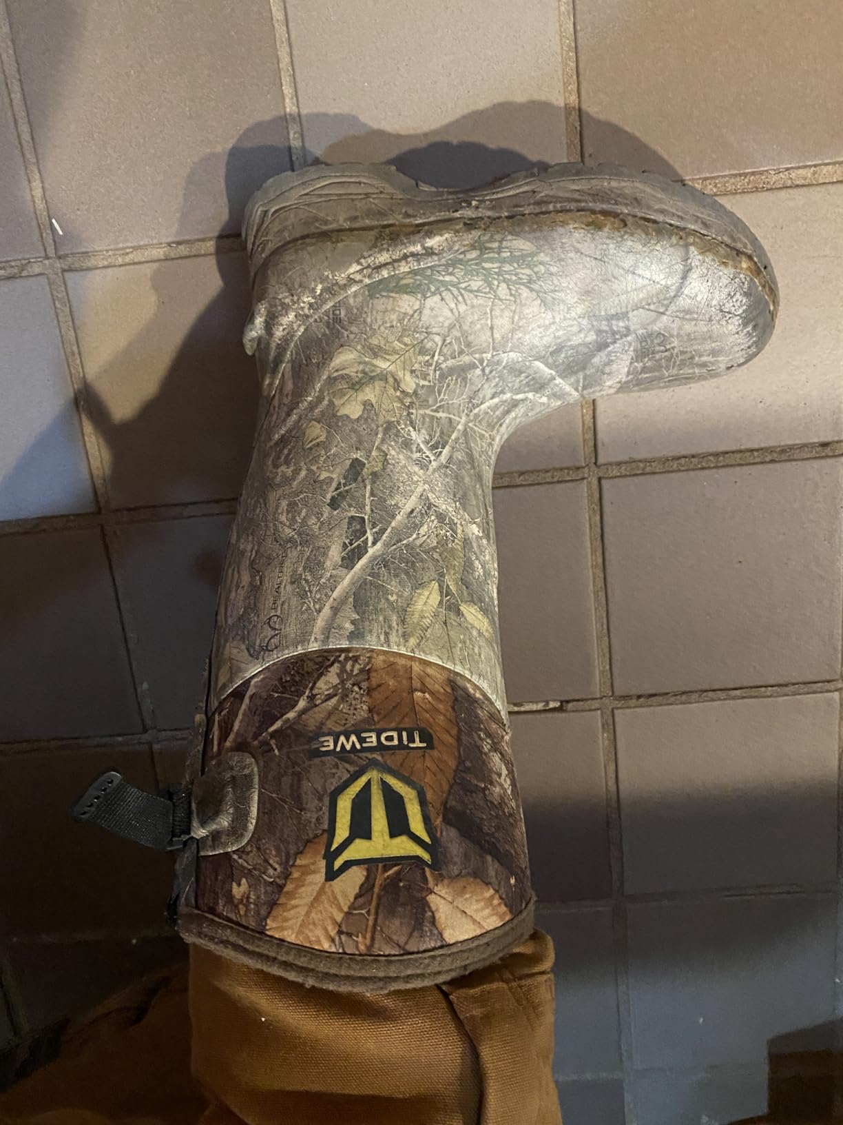 TIDEWE Rubber Hunting Boots, Waterproof Insulated Next Camo G2 Warm Rubber Boots with 7mm Neoprene, Sturdy Outdoor Hunting Boots for Men (800g Insulated & Standard, Size 6-14) customer photo 1