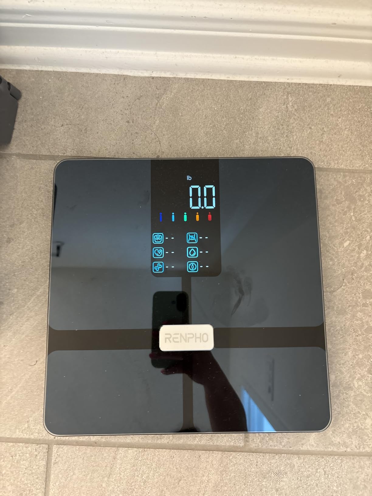 RENPHO Scale for Body Weight, Smart Scale with BMI, Body Fat, Muscle Mass, Bluetooth, 13 Metrics with Large Display, Support App Connection, Black, Elis 2X customer photo 1