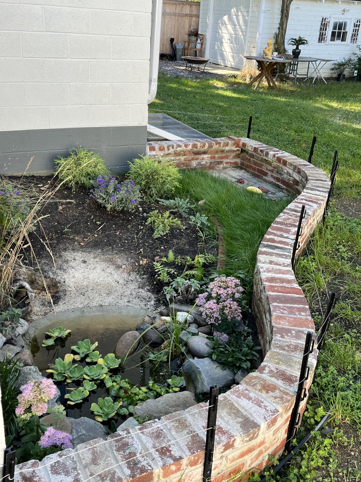 Electric Fence Charger - Powerful 110V AC Plug-in Fence Energizer for Chickens, Small Farms & Gardens - Easy Setup Predator Protection for Safer Free-Ranging customer photo 1