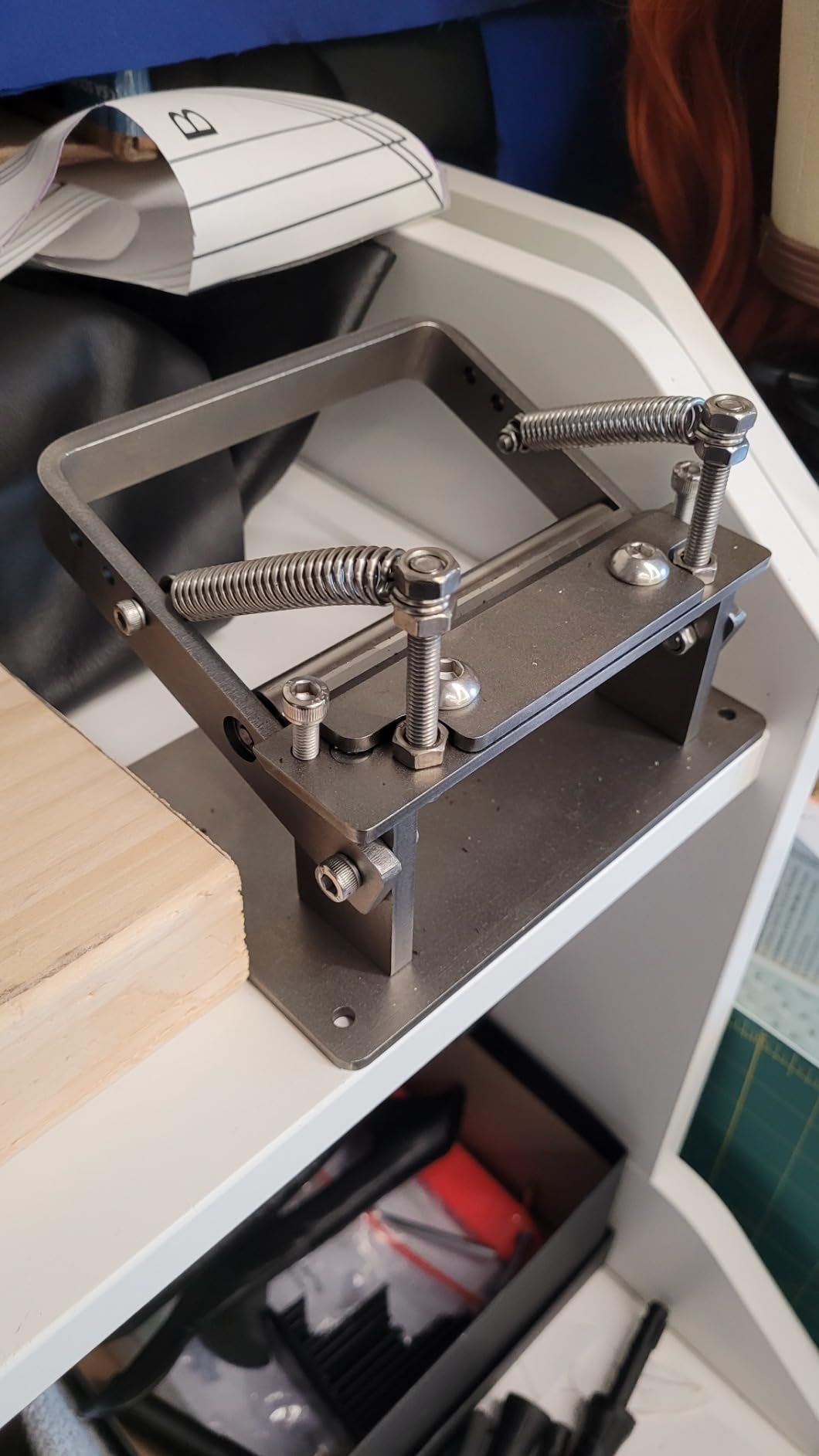 Manual Leather Splitter Peeling Machine, Leather Paring Skiver Skiving Tools with Instructions Handle Leatherworking Tools with Blades for DIY Leatherwork customer photo 1