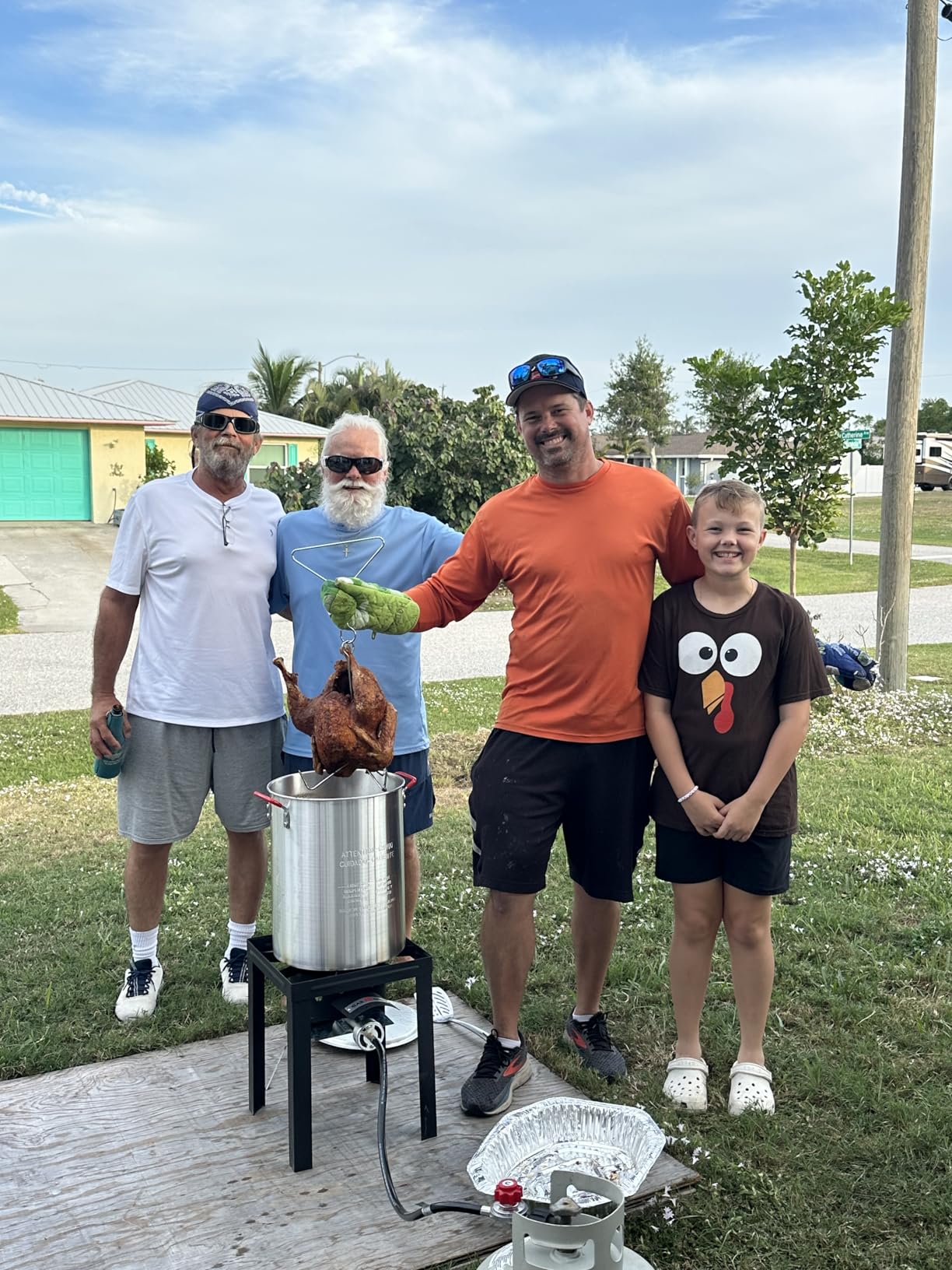 GasOne 30QT Turkey Fryer and 10QT Fish Fryer Set, Seafood Boil Steamer, Crawfish Boiler, Outdoor Cooker for Crab, Shrimp, Lobster, Complete Black Fryer Kit for Holiday and Seasonal Cooking customer photo 2