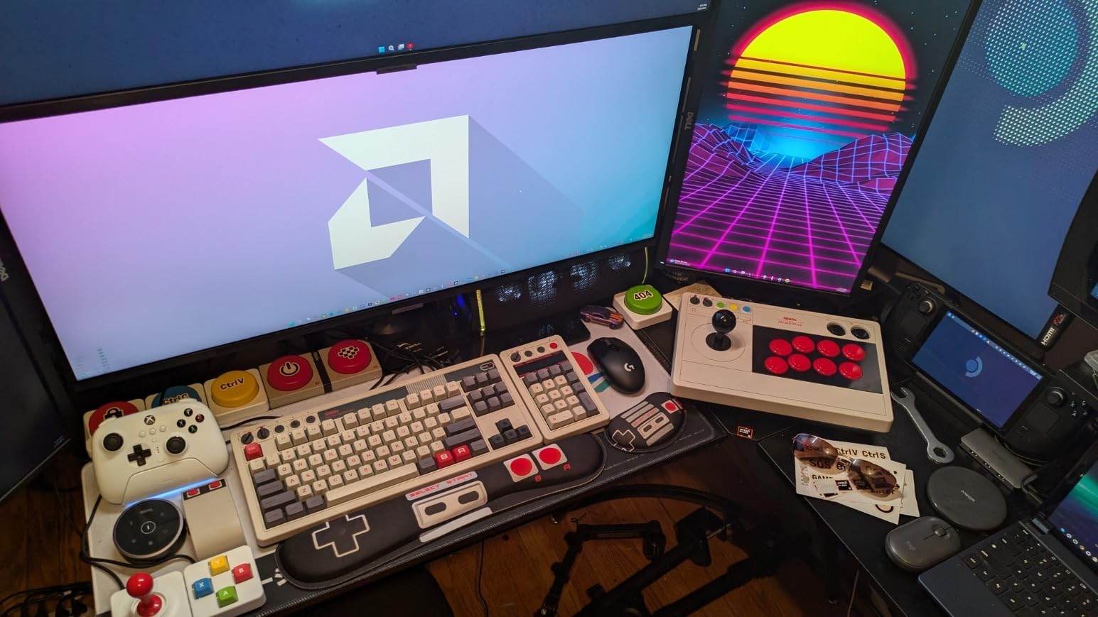 MINISFORUM Venus UM790 Pro Mini PC AMD Ryzen 9 7940HS up to 5.2 GHz, 32GB DDR5 1TB SSD, 2xUSB4, 2.5G LAN customer photo 2