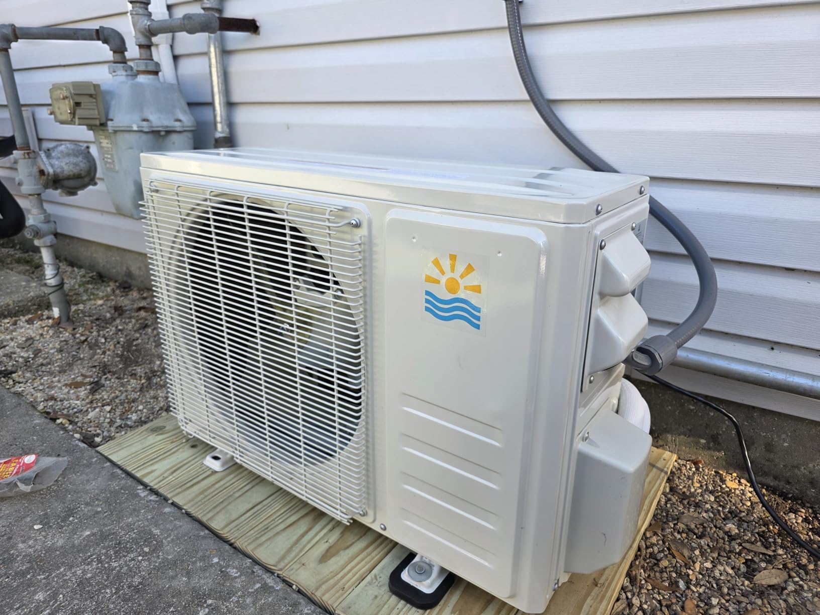 Breez Max Smart AC Controller | AHR Product of the Year WiFi Thermostat for Mini-Split, Window, Portable AC/Heat Pump | AI-Based Tech | Free App, No Subscription | Alexa, Google, IFTTT etc. customer photo 2