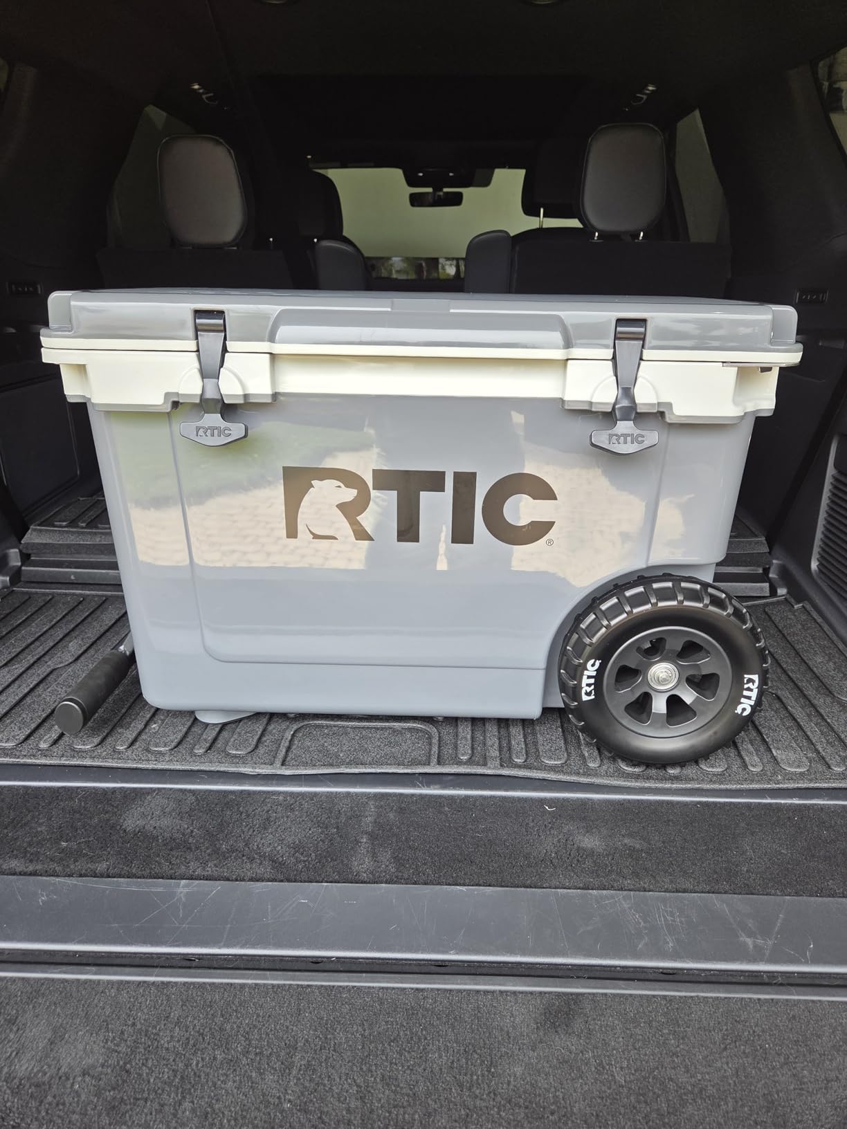 RTIC 52 Quart Ultra-Light Wheeled Hard Cooler Insulated Portable Ice Chest Box for Beach, Drink, Beverage, Camping, Picnic, Fishing, Boat, Barbecue, 30% Lighter Than Rotomolded Coolers customer photo 2