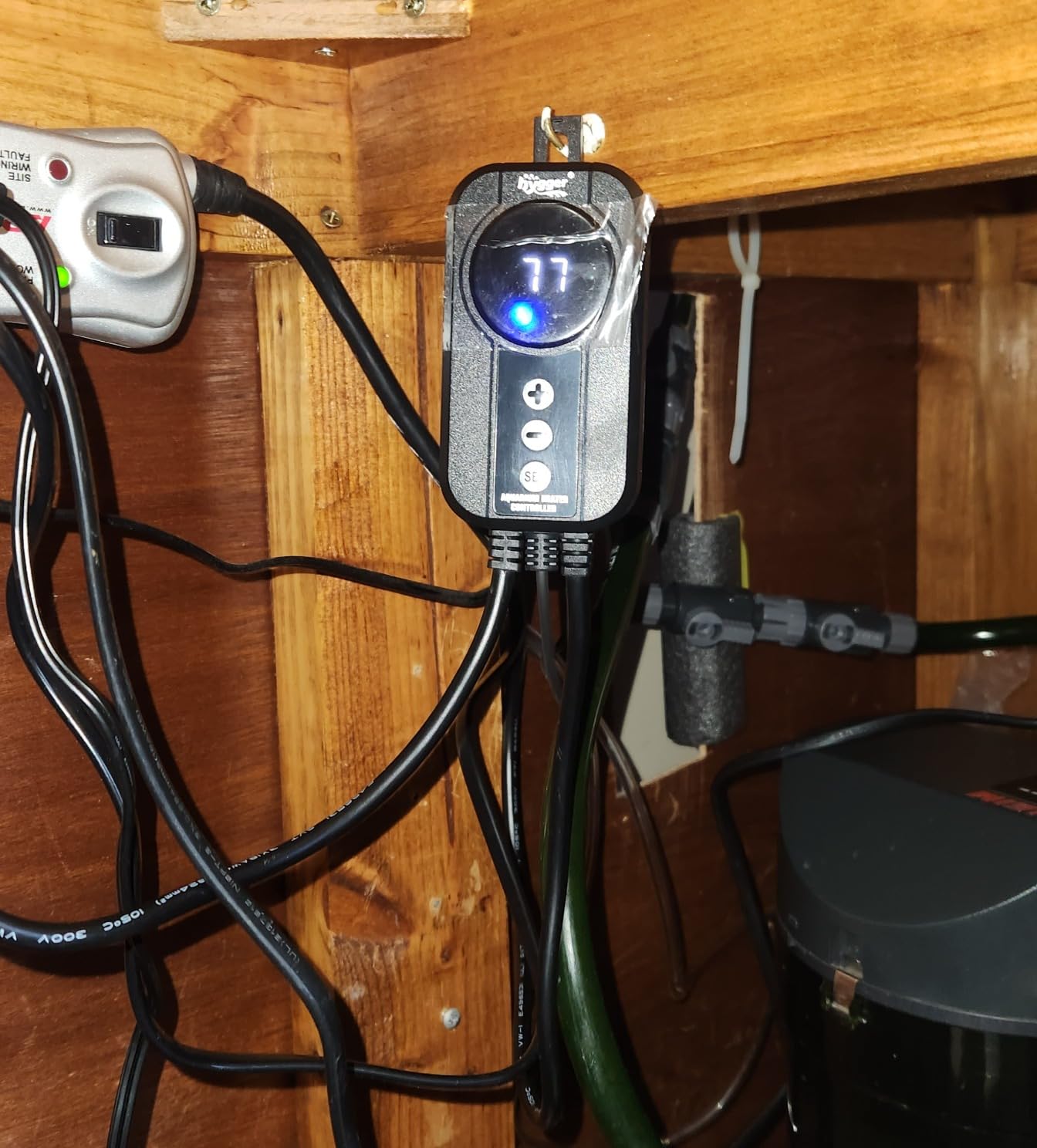 hygger Aquarium Heater 300W, Titanium Heater with Digital LED Controller and Temperature Probe customer photo 2