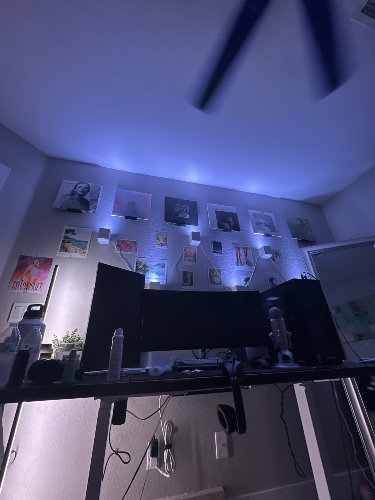 Govee Cube Wall Sconces, RGBIC LED Wall Light Works with Alexa, WiFi Smart Lights for Room Decor, Color Changing Indoor Light Fixture for Bedroom Dining Room, Music Sync, Adjustable Cables, 15ft customer photo 2