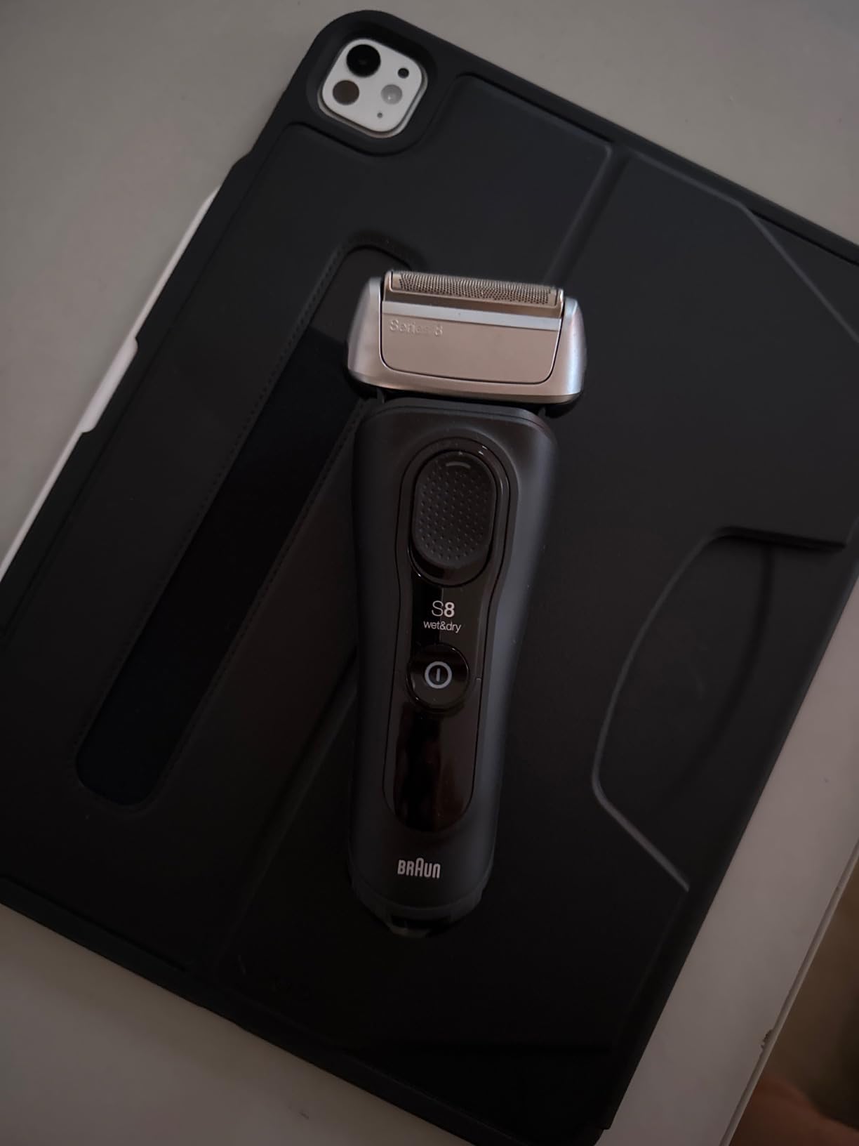 Braun Series 8 8567cc Electric Razor for Men, 4+1 Shaving Elements & Precision Long Hair Trimmer, 5in1 SmartCare Center, Close & Gentle Even on Dense Beards, Wet & Dry Electric Razor, 60min Runtime customer photo 1
