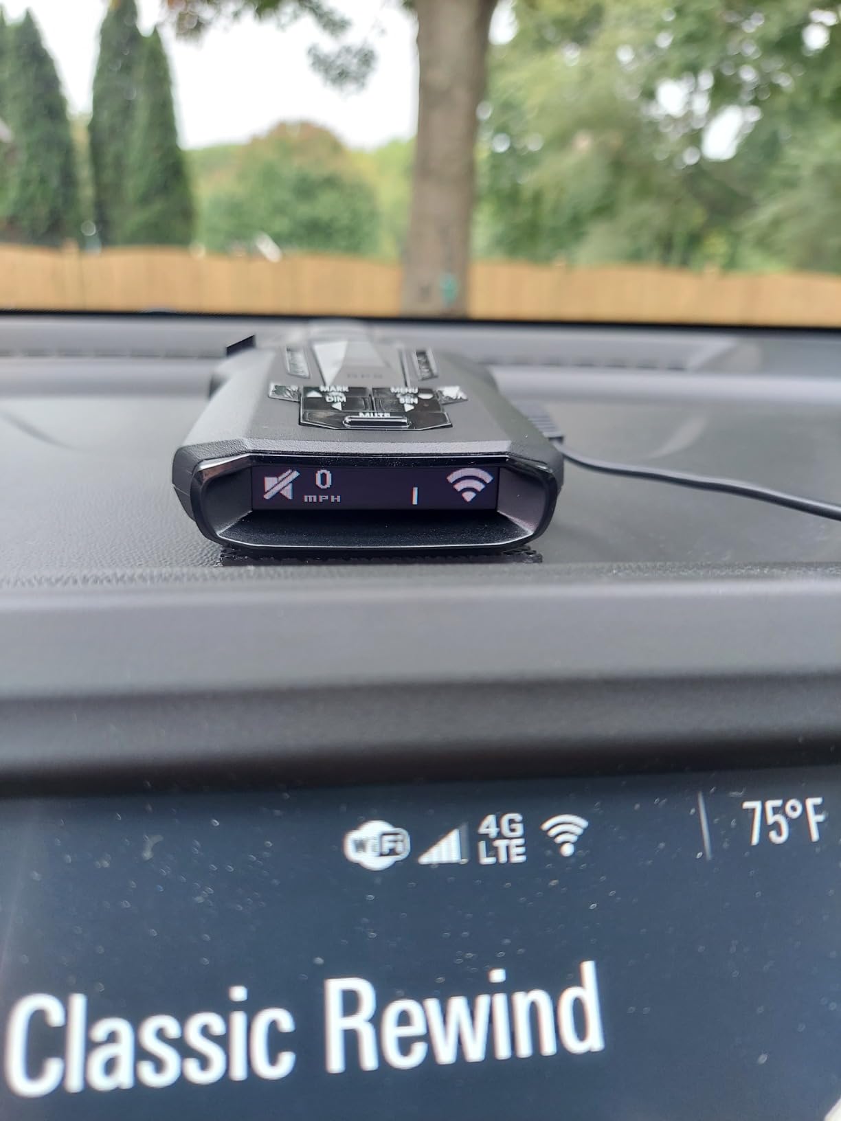 Cobra RAD 700i Laser Radar Detector - Premium Detection Range, AutoLearn Intelligence, Advanced Filtering Software, Apple CarPlay and Android Auto Compatible, Laser Eye Front and Rear Detection customer photo 2