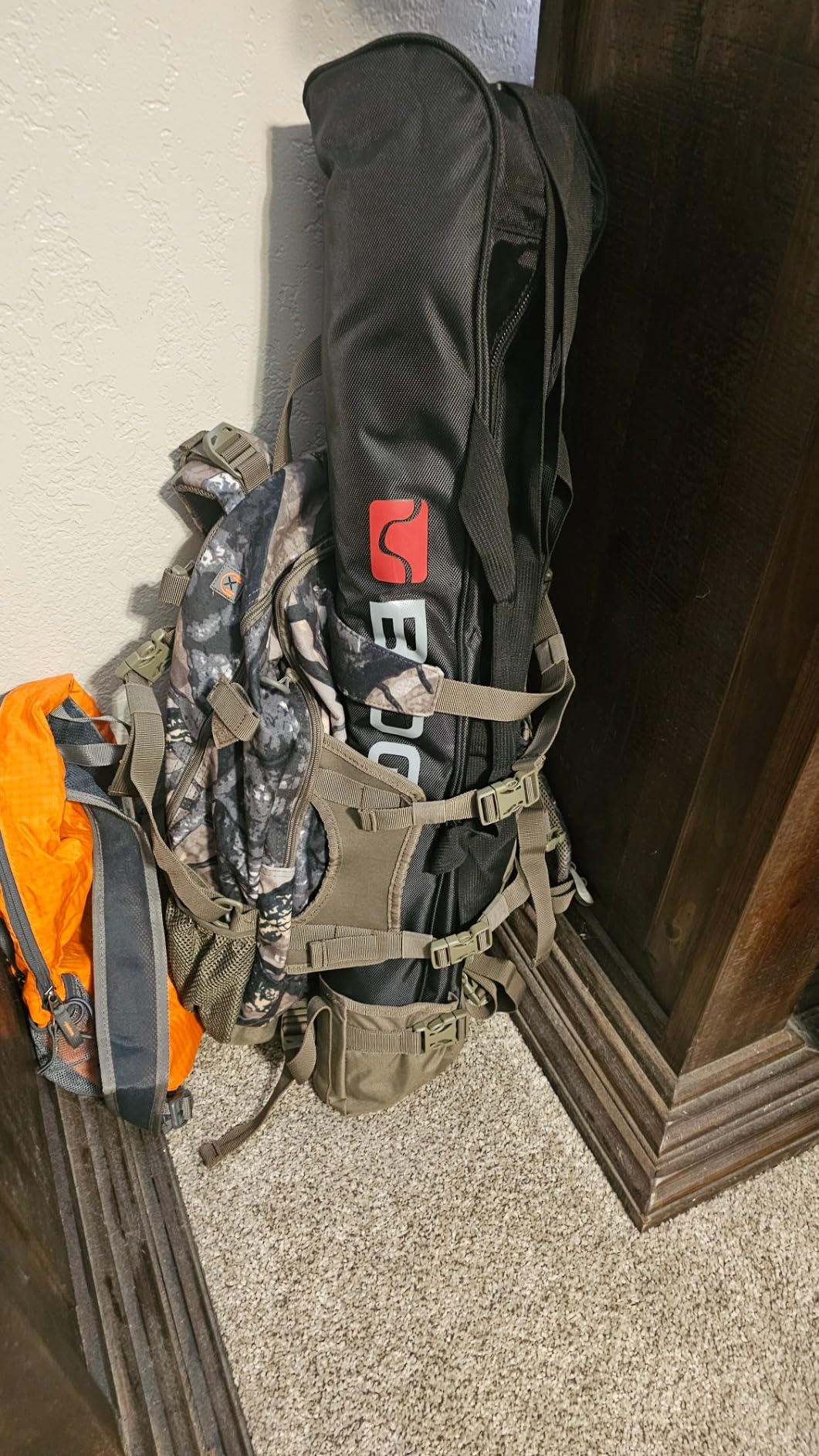 YVLEEN Hunting Backpack, Waterproof Camo Hunting Packs for Men customer photo 2