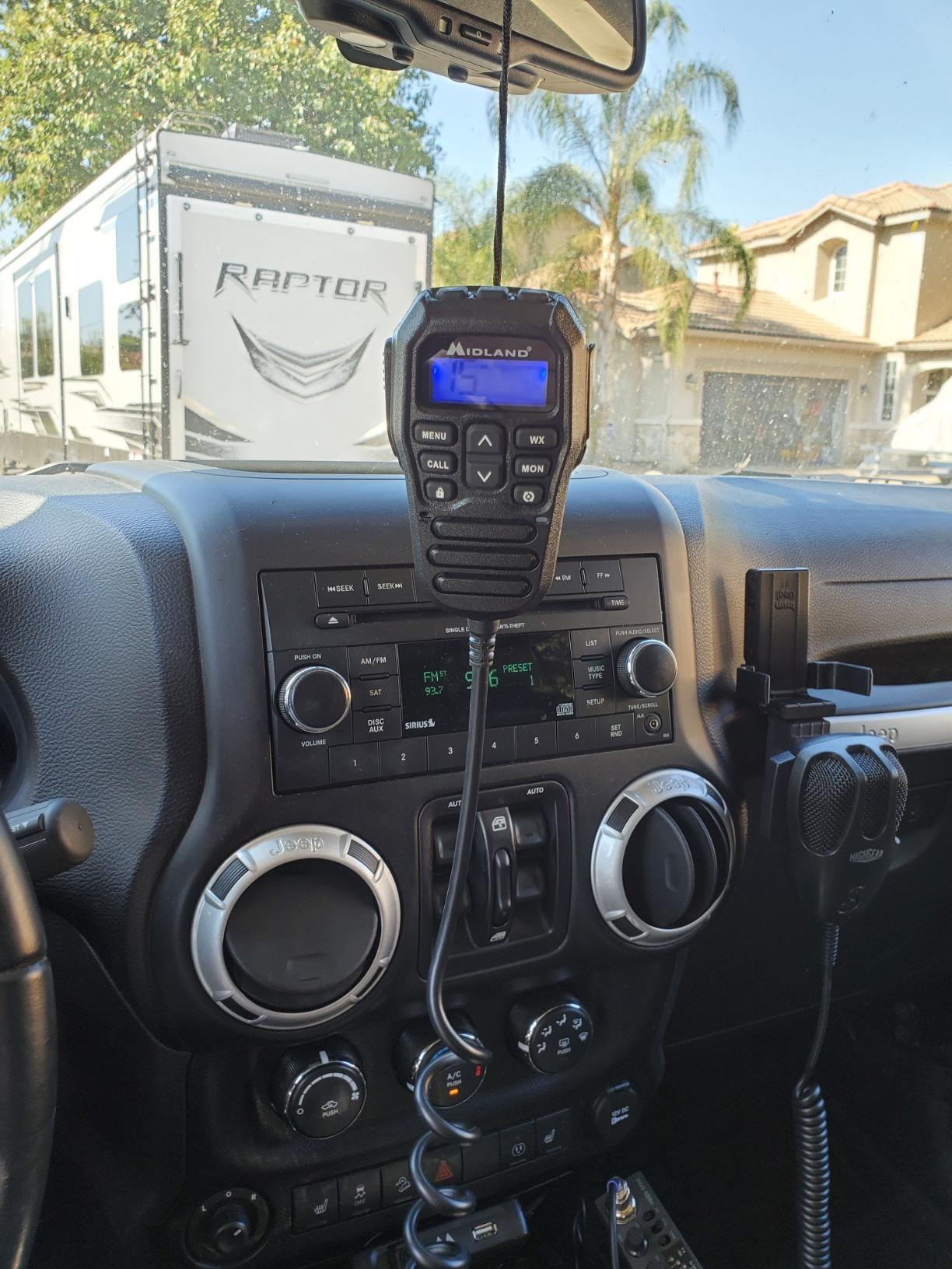 Midland - MXT275 Jeep Branded MicroMobile GMRS Radio - 15 Watts Two-Way Radio with Integrated Control Microphone - Overland Tractors Detachable External Magnetic Mount Antenna - 8 Repeater Channels customer photo 1