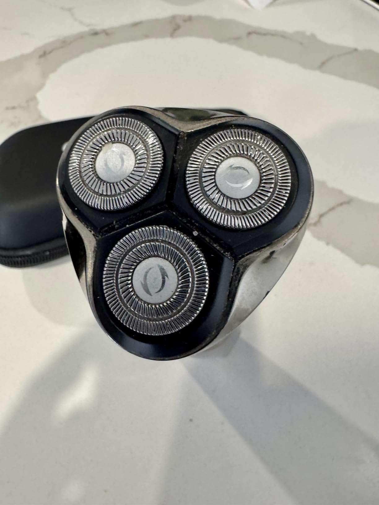 YIRISO Electric Razor for Men, 90Min Long-Lasting Rotary Shaver with 4D Floating Head & LCD Display, Ultra Smooth for Sensitive Skin, IPX6 Waterproof, USB-C Fast Charge, with Travel Case customer photo 2