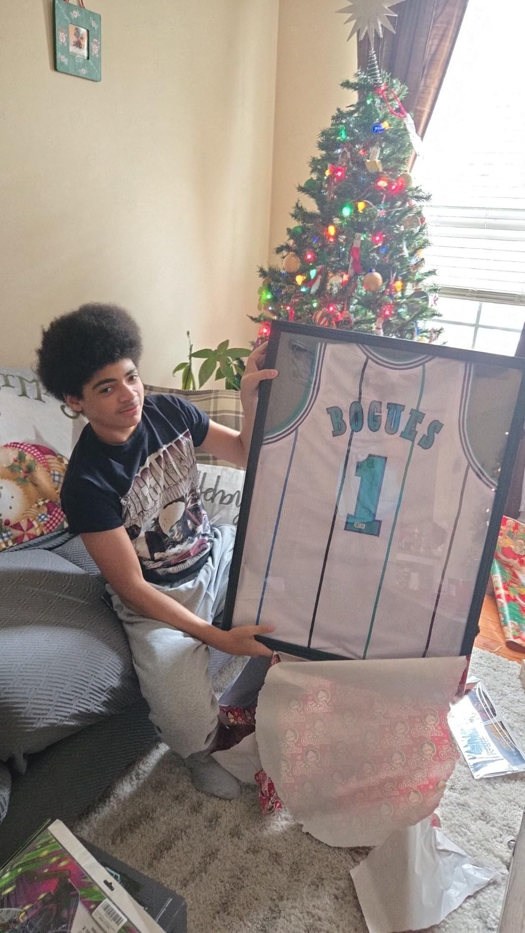 Jersey Frame Display Case Large Lockable Sports Jersey Frame Shadow Box with Uv Protected Acrylic and Hanger for Baseball Basketball Football Soccer Hockey Sport Shirt customer photo 2