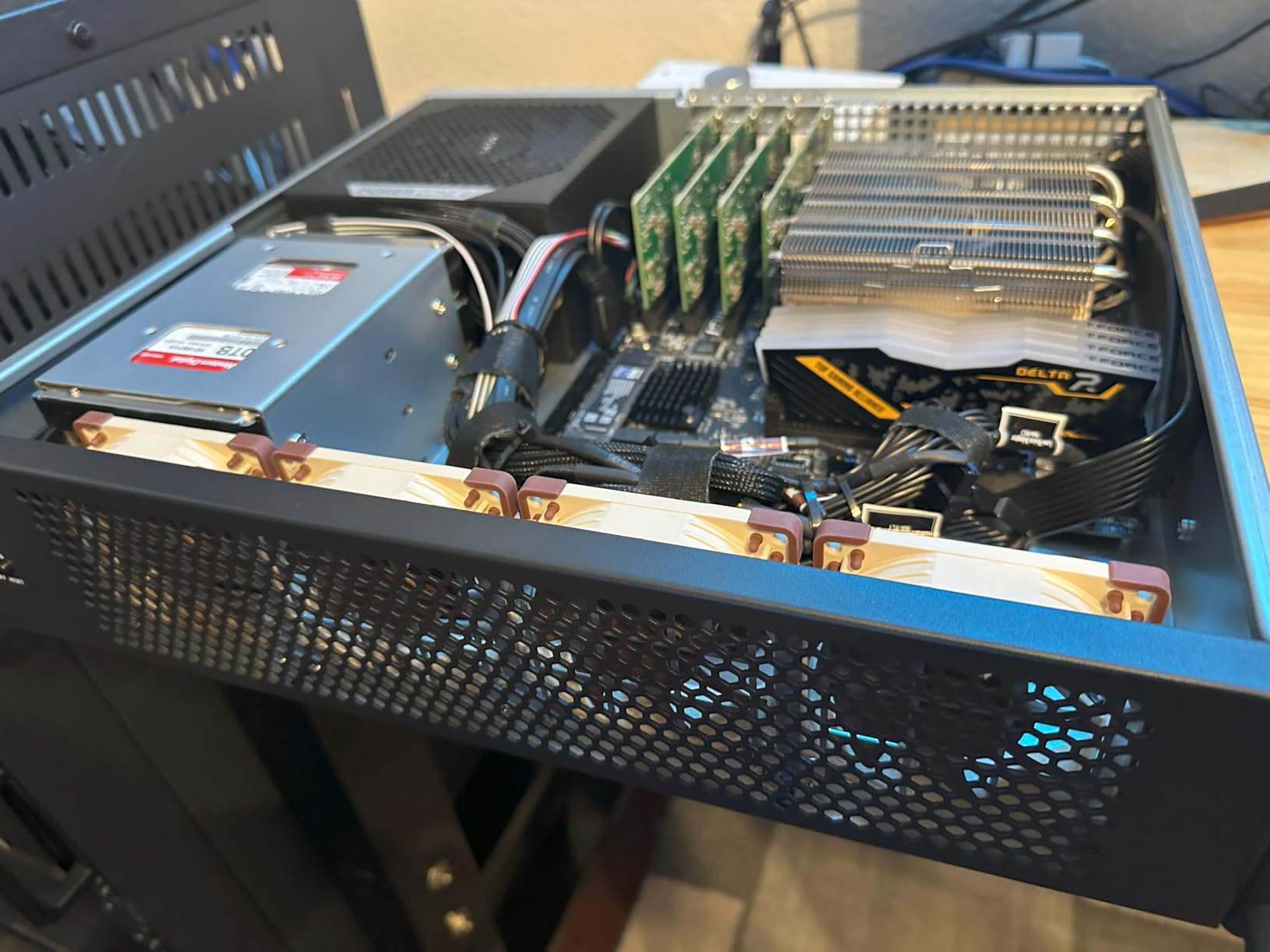 RackChoice Server case MicroATX/Mini-ITX 2U Rackmount Server Chassis max 7x3.5 Bay / USB3.0 with 2.0 Adapter Support ATX PSU Either top or Side Cooling Depth 15.7