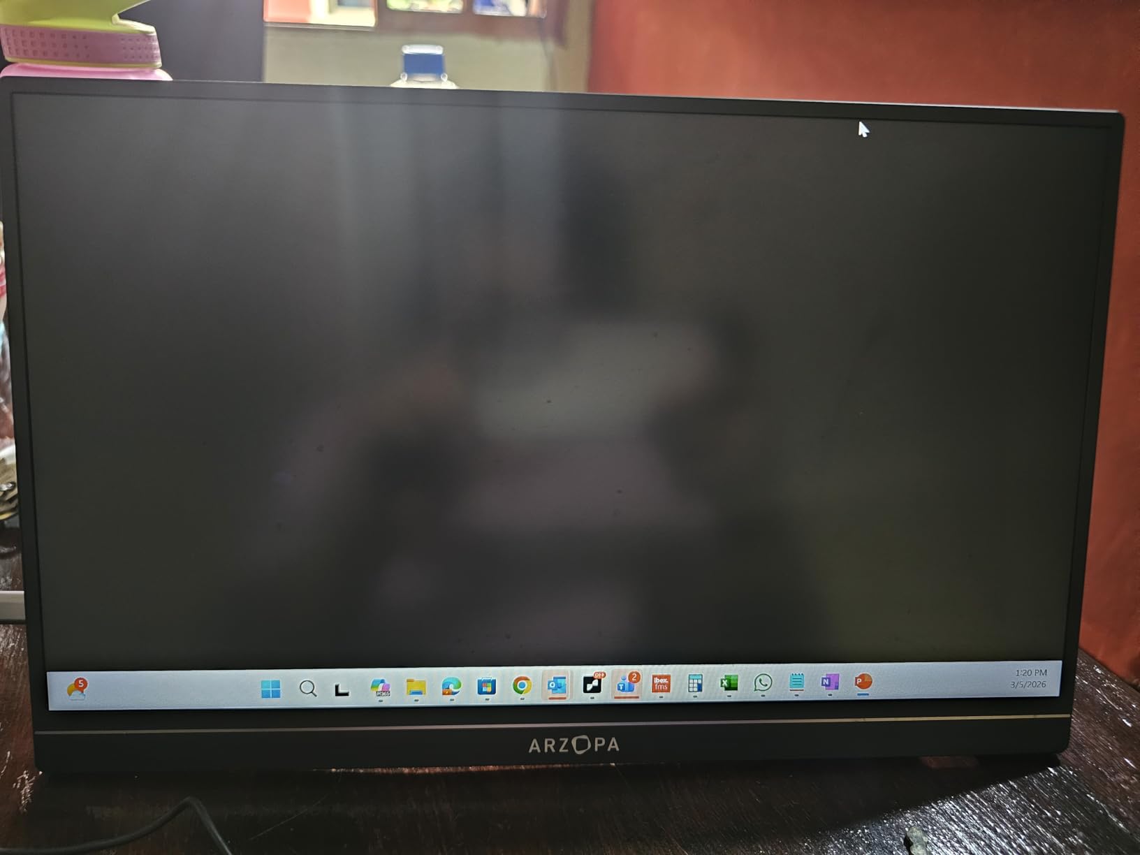 ARZOPA Portable Monitor 15.6'' FHD 1080P - Ultra-Slim Portable Laptop Monitor with Kickstand - IPS Display for PC, MAC, Phone, Xbox, PS5 - USB C & HDMI Connectivity customer photo 2