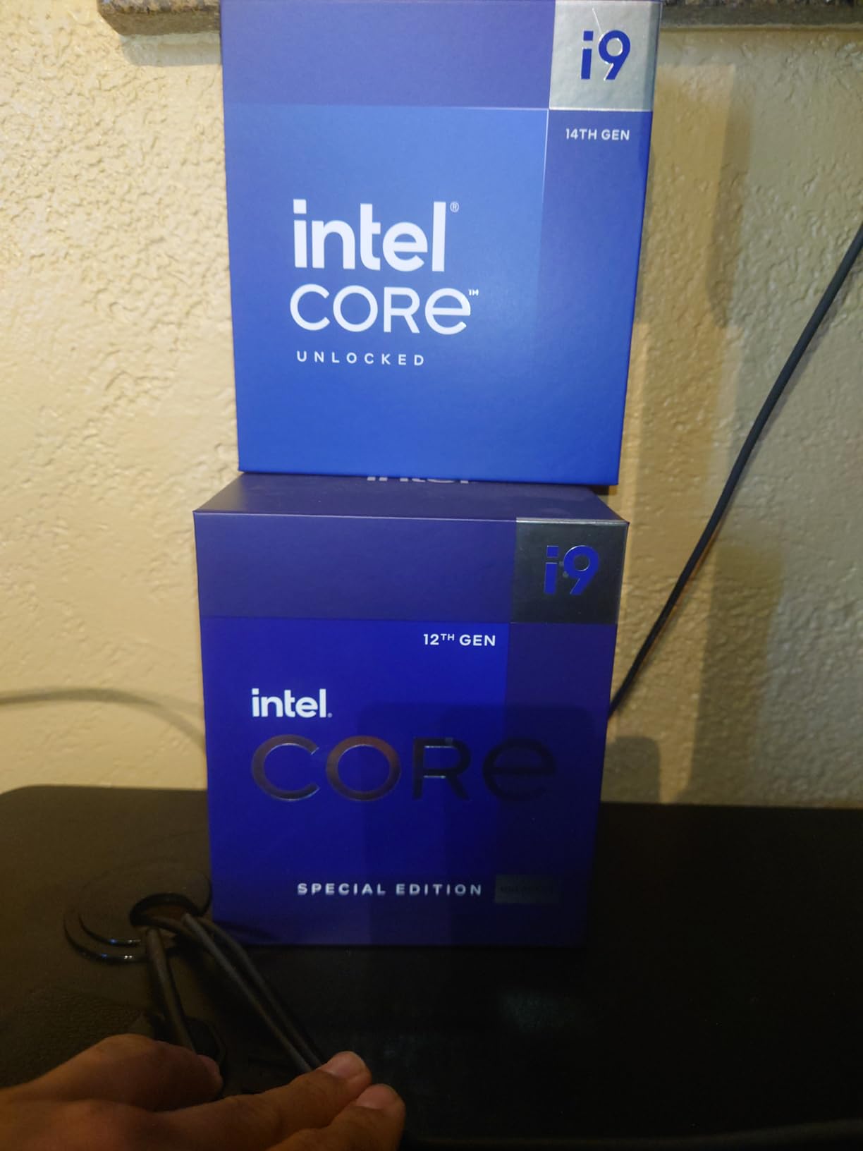 Intel Core i9-14900K Desktop Processor 24 cores (8 P-cores + 16 E-cores) up to 6.0 GHz customer photo 2