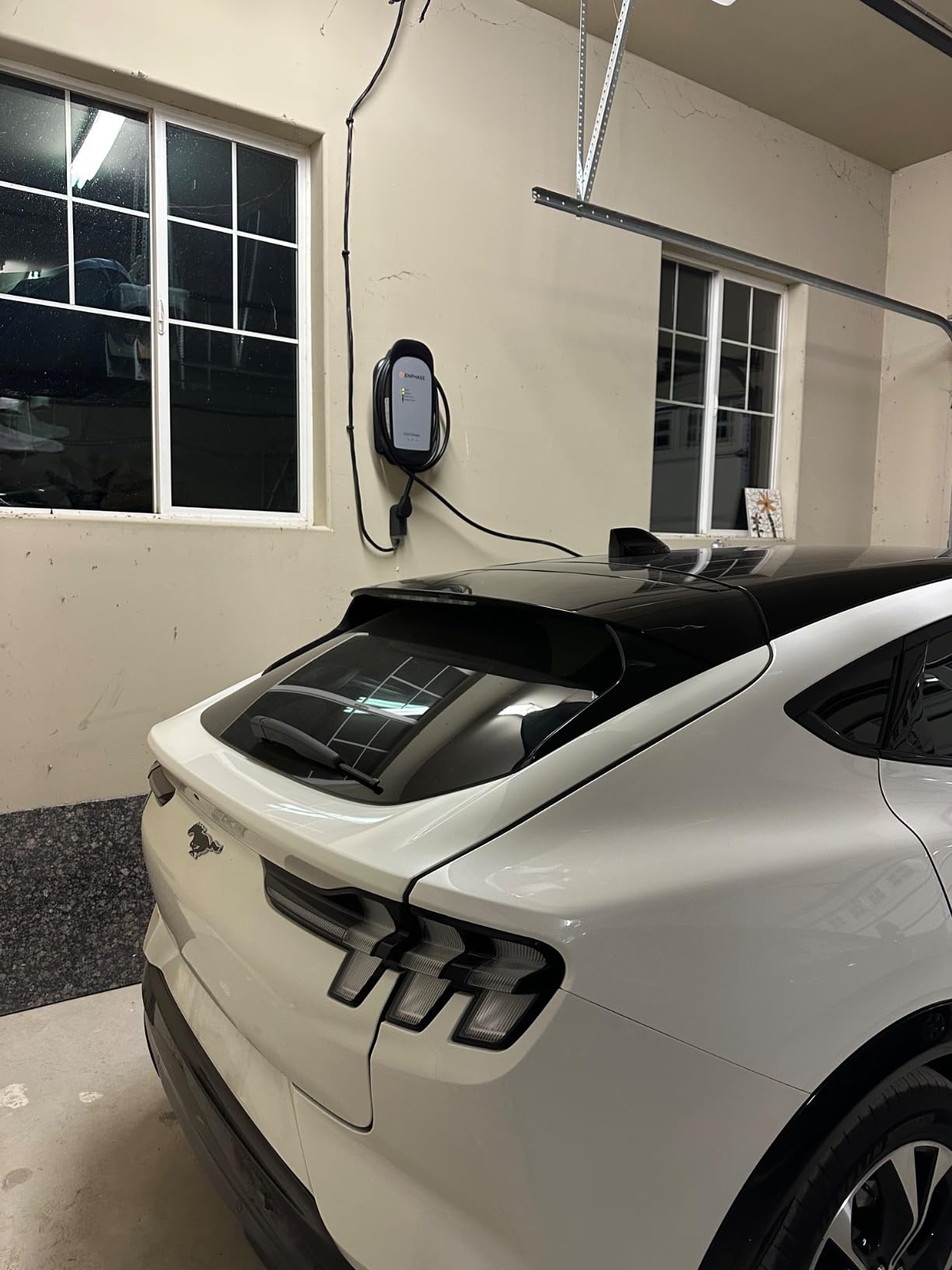 Enphase IQ 80 - 64 Amp Smart EV Charger - Hardwired - 15.4kW Power - 240V - Wi-Fi Connected - 25ft Cable customer photo 1