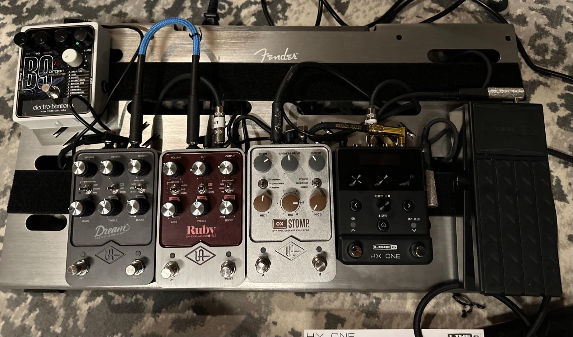 Line 6 HX One Multieffects Processor customer photo 1