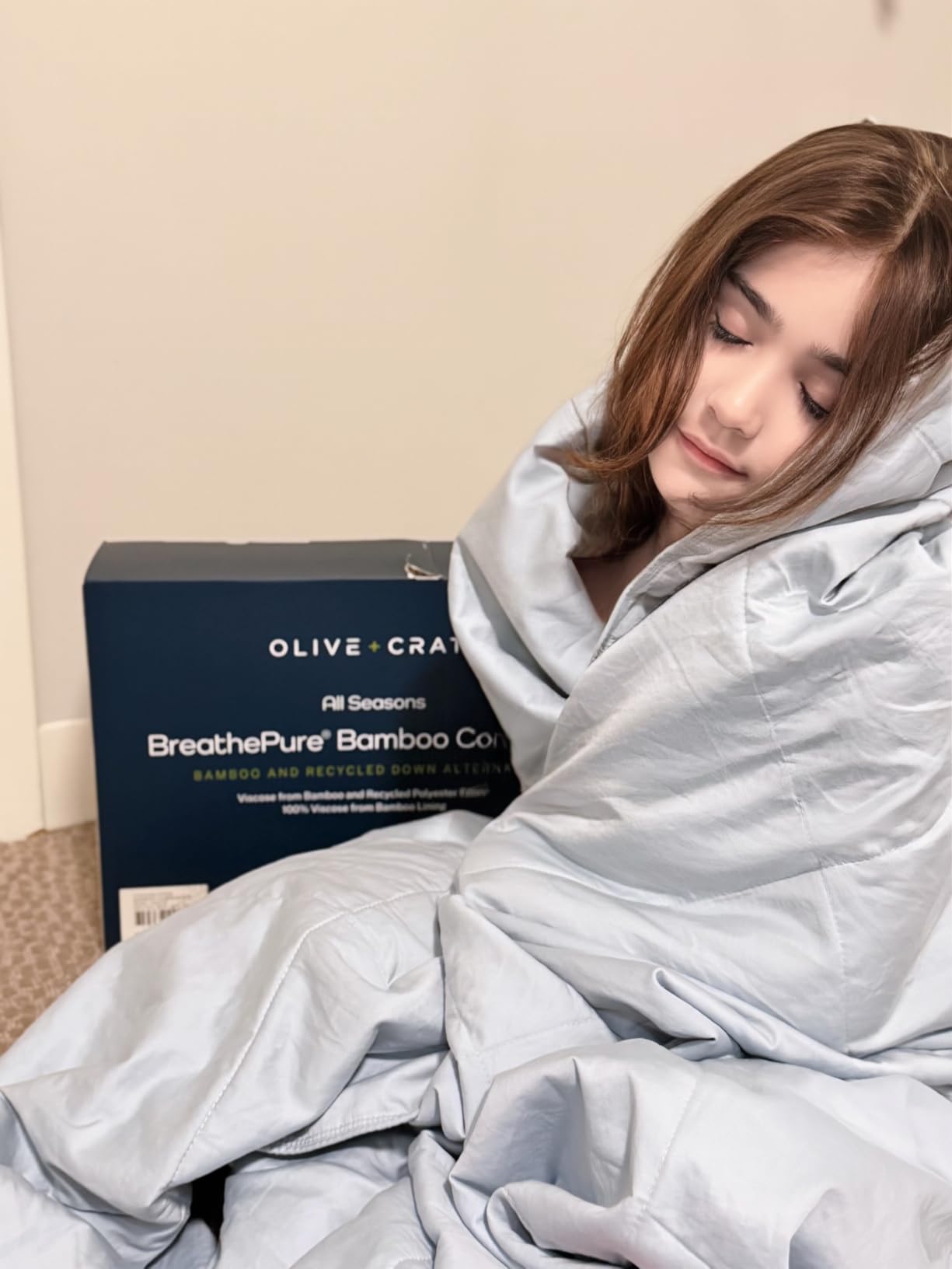 Olive + Crate Cooling Down Alternative Comforter - Hypoallergenic Queen Size Duvet Insert Lightweight - All Seasons Plush Design Bamboo Comforter - 100% Bamboo Viscose Outer Cover - White 88